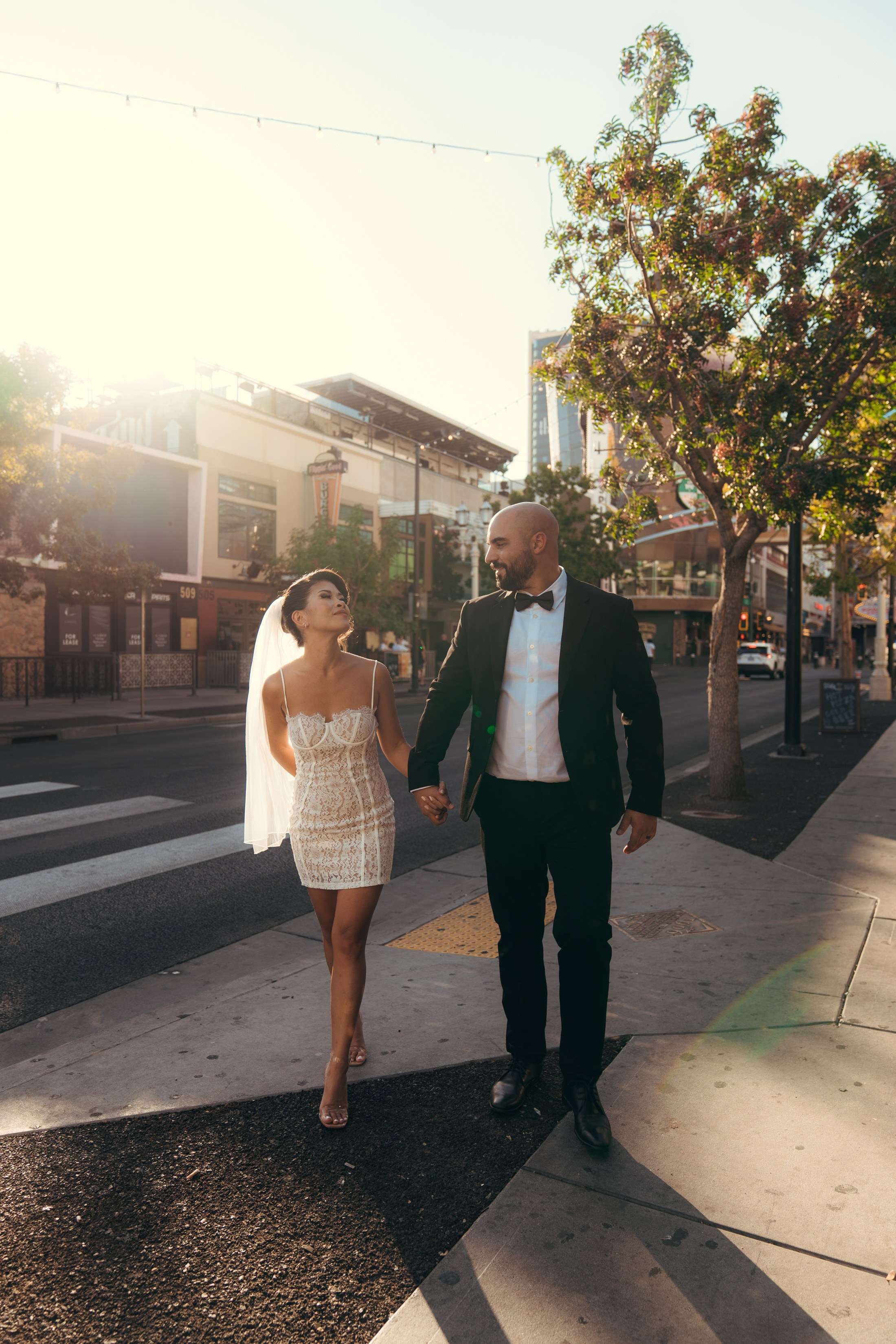 Bo San&Elliot. Wedding & elopement photographer Viktoriya Kravtsov. Las Vegas
