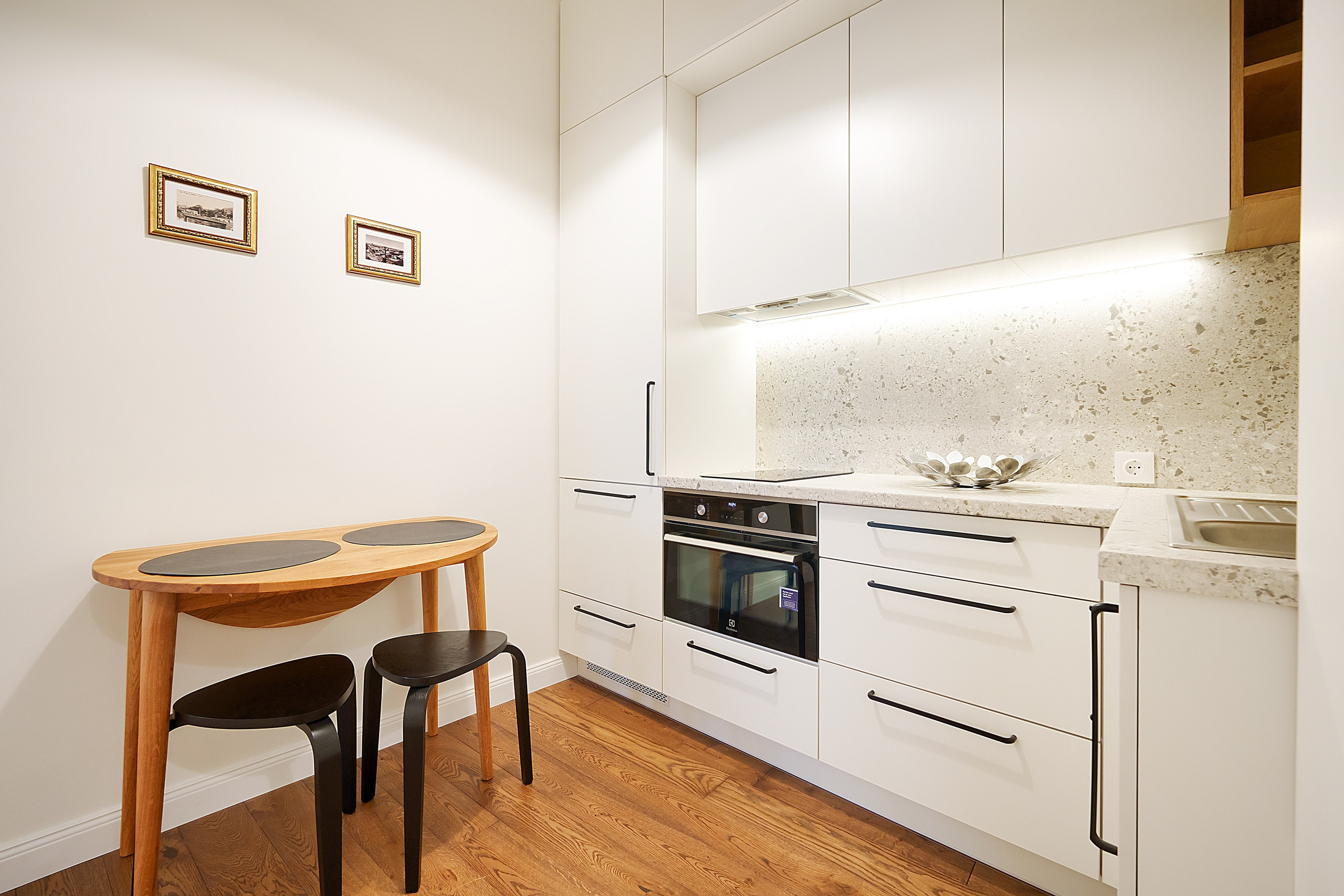 Užupio g.2. Elina Sapiega fotografė Vilniuje