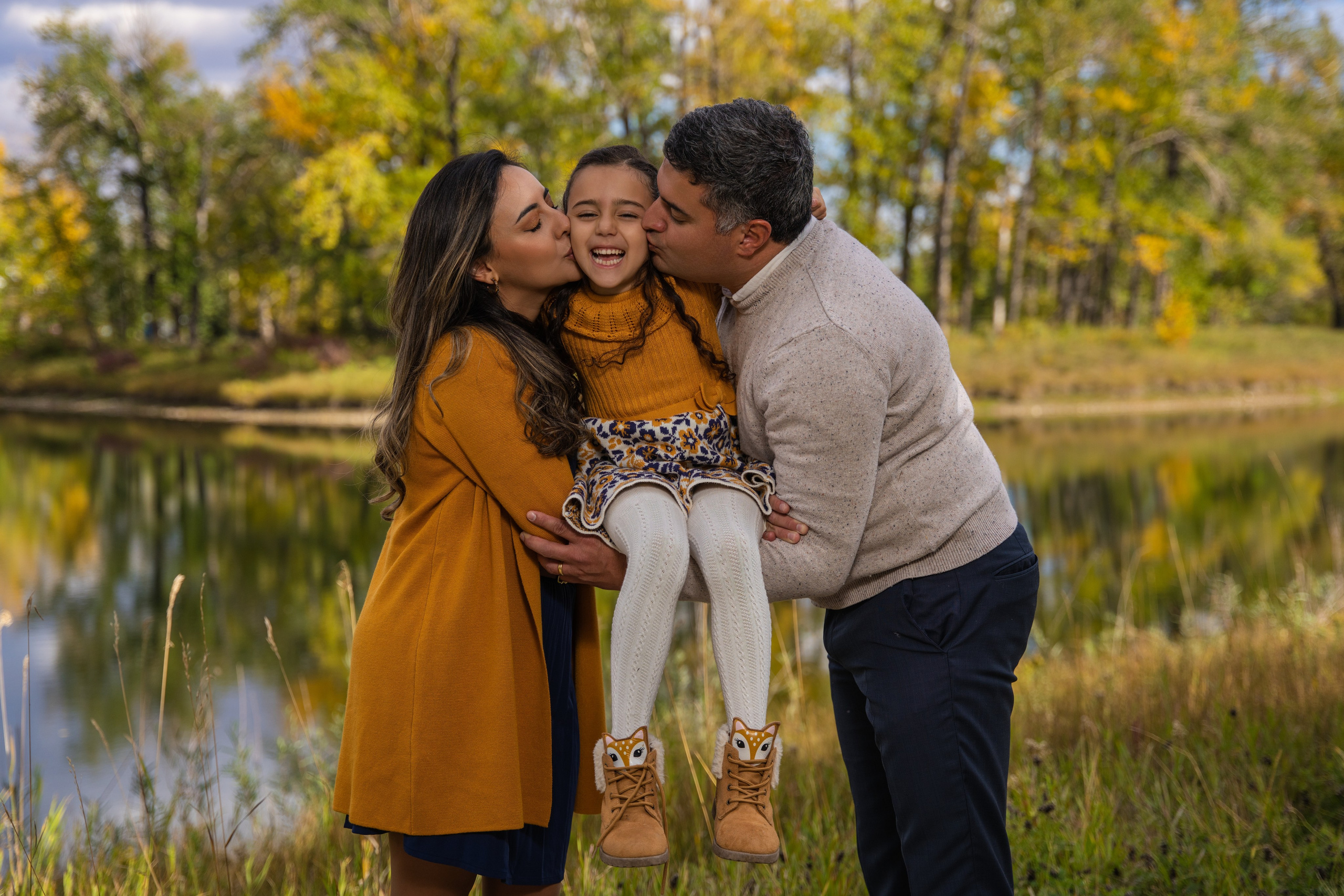 Marcia’s Family. Carlos Lima Photography — Photographer in Calgary
