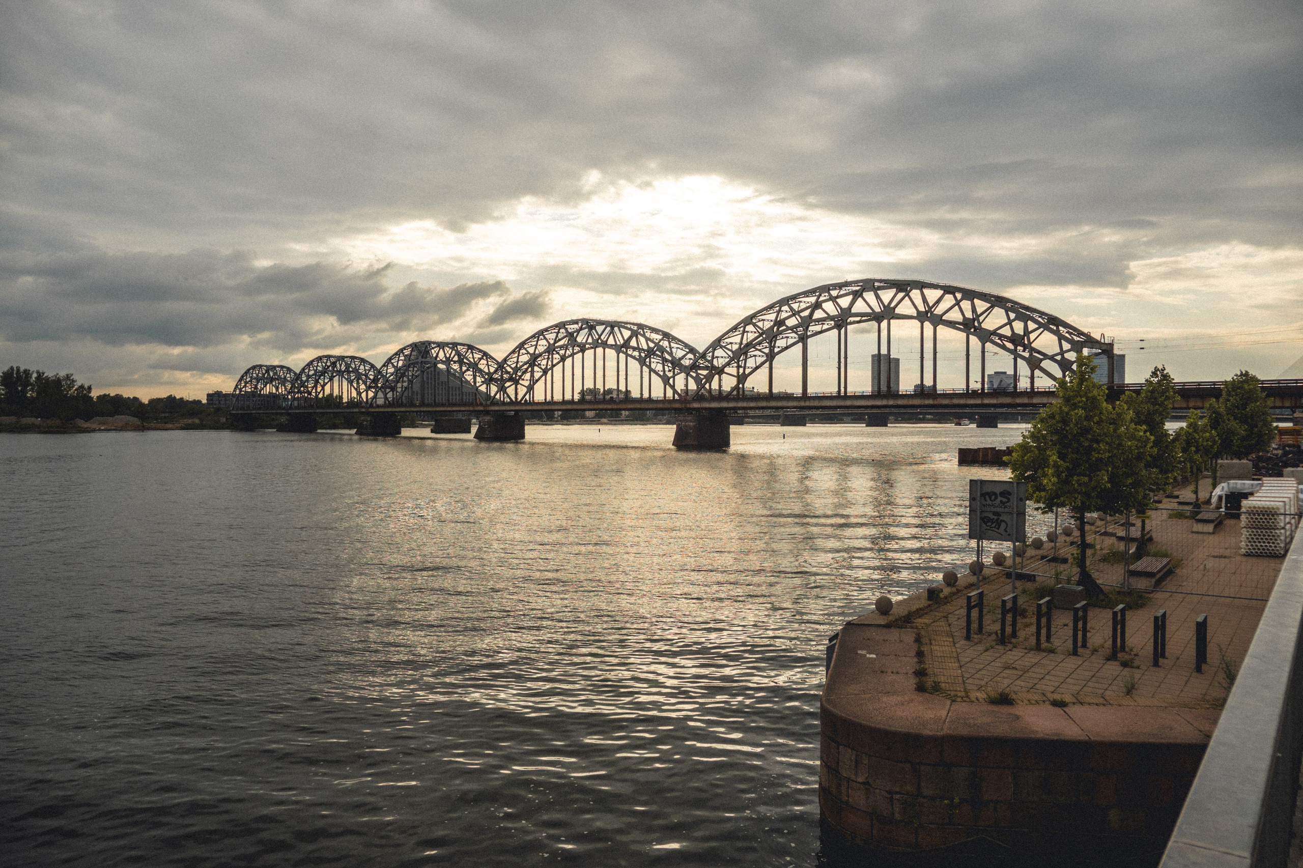 Voyage à Riga. Photographe sur Cote d’Azur. Portraits de familles, couples, enfants, événements