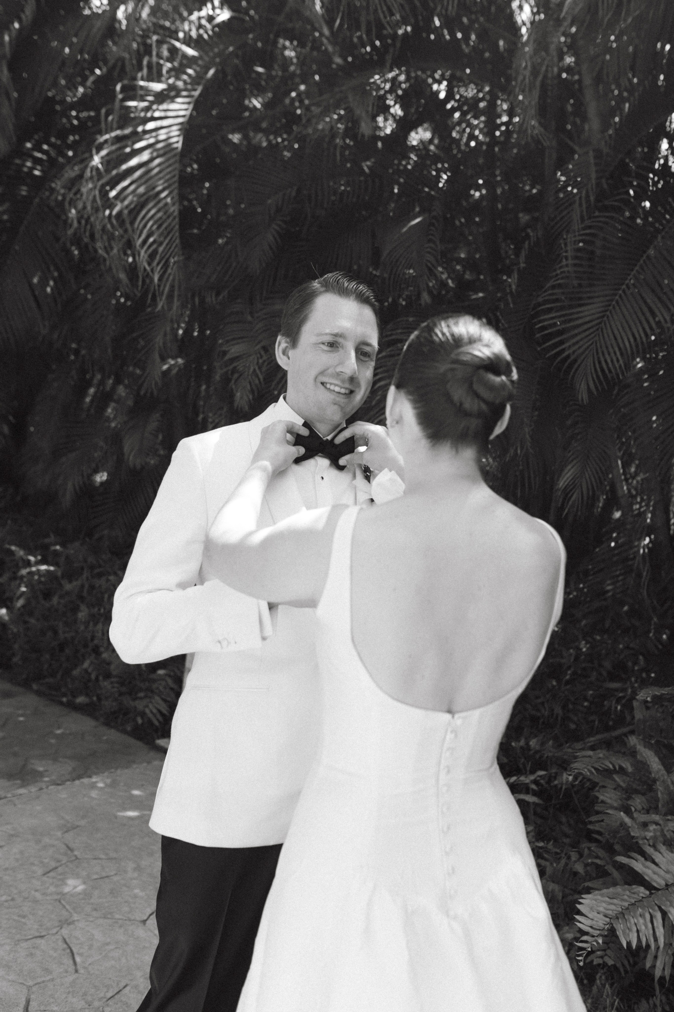 Tizate Sea Garden. Wedding photographer Mexico Sayulita Puerto Vallarta Punta Mita Cabo