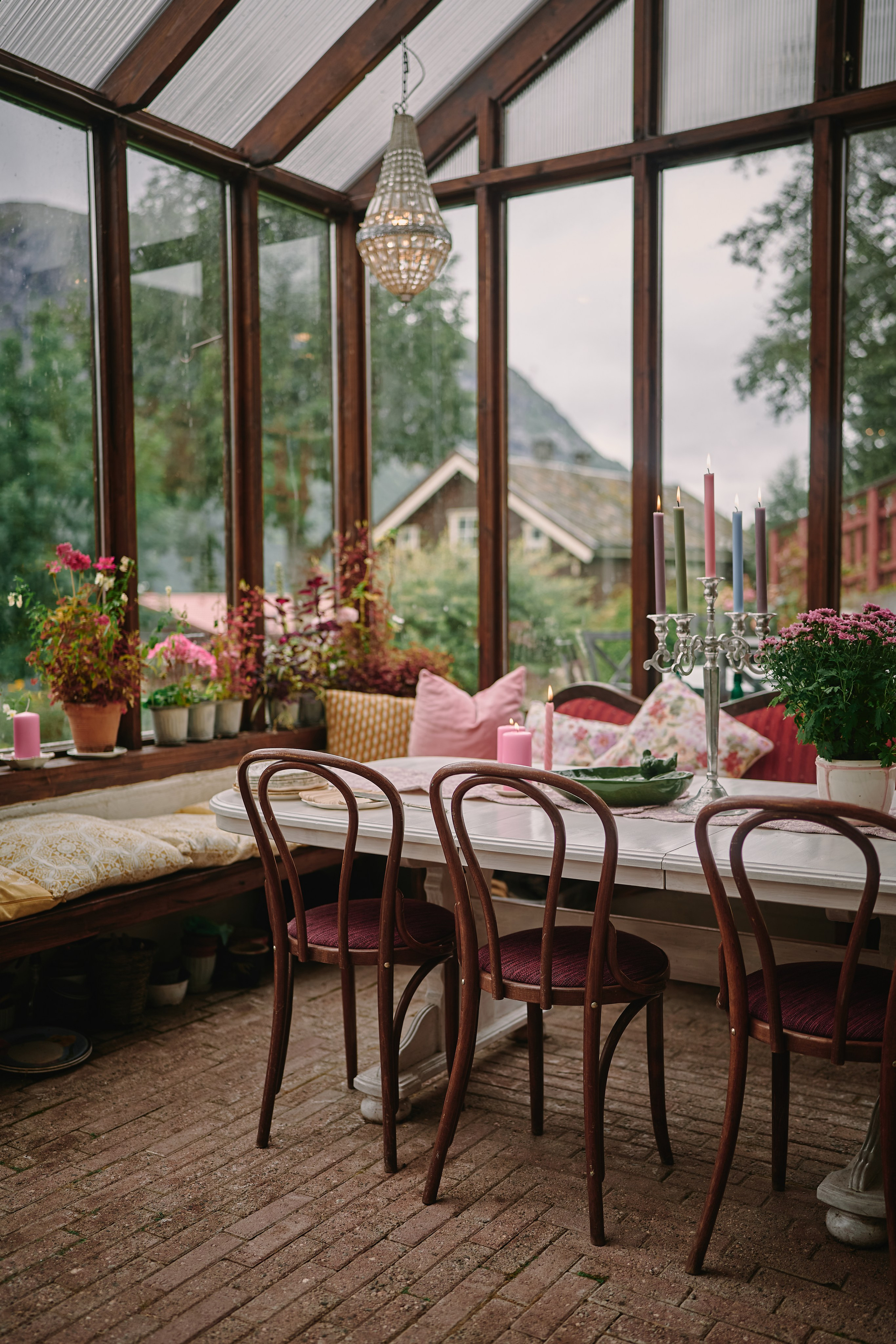 Mountain Fairytale. Bryllupsfotograf i Oslo. André Korsak – candid og dokumentarisk fotograf