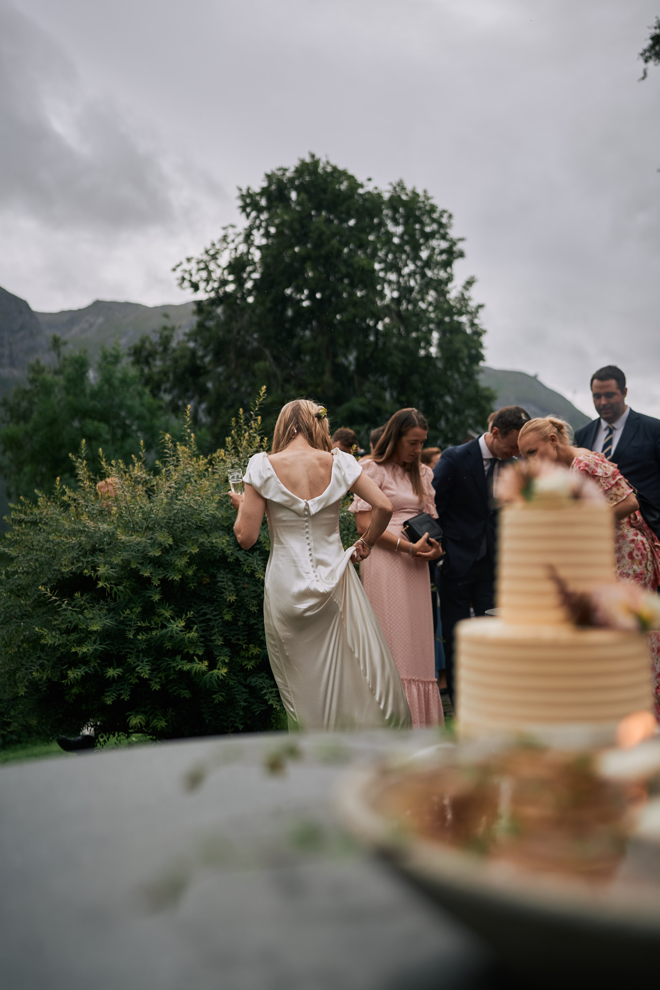 Mountain Fairytale. Bryllupsfotograf i Oslo. André Korsak – candid og dokumentarisk fotograf