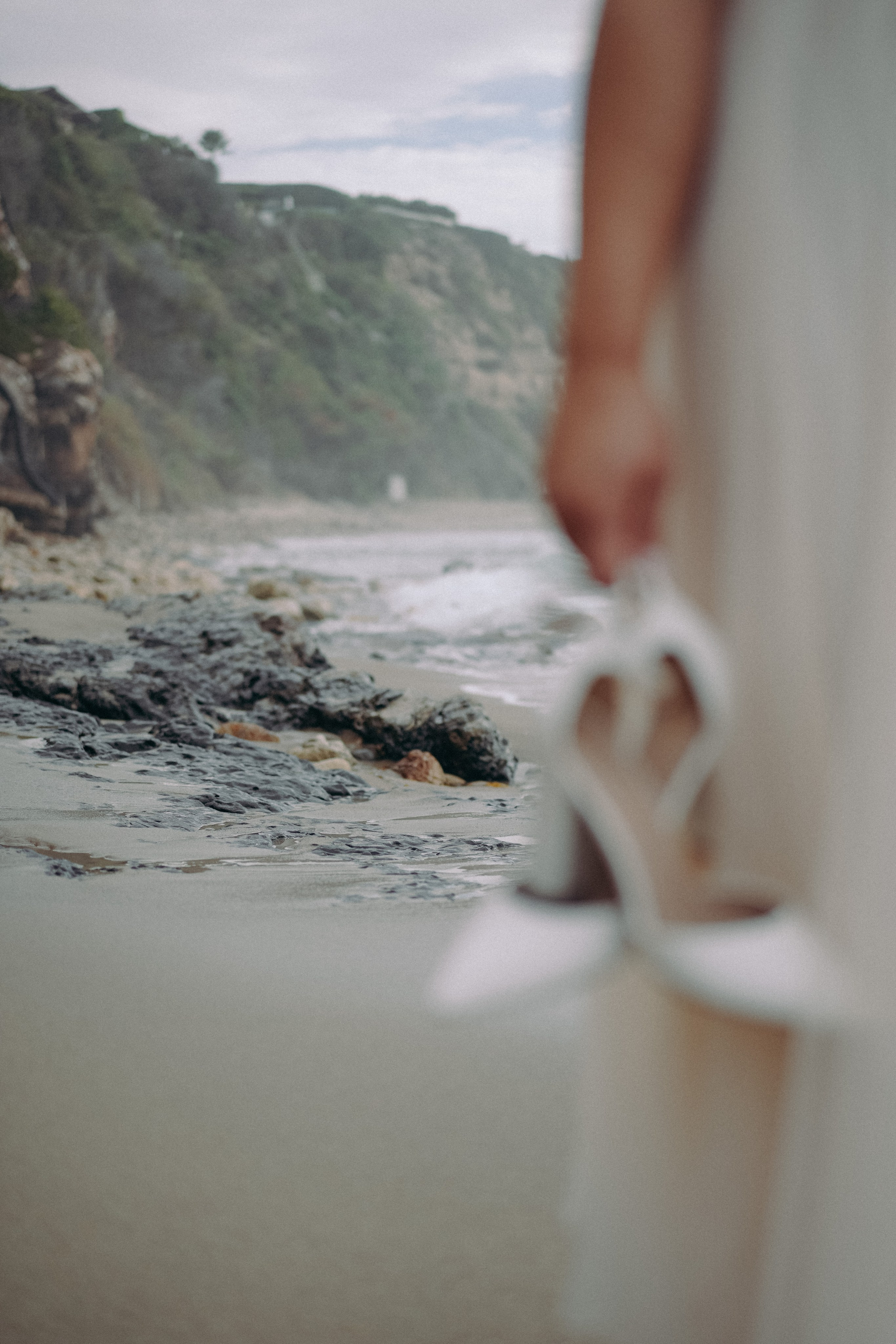 Love story photoshoot. Engagement photoshoot. Couple photoshoot. Malibu. Family photoshoot, Get away photoshoot in California. Beautiful love story photoshoot.