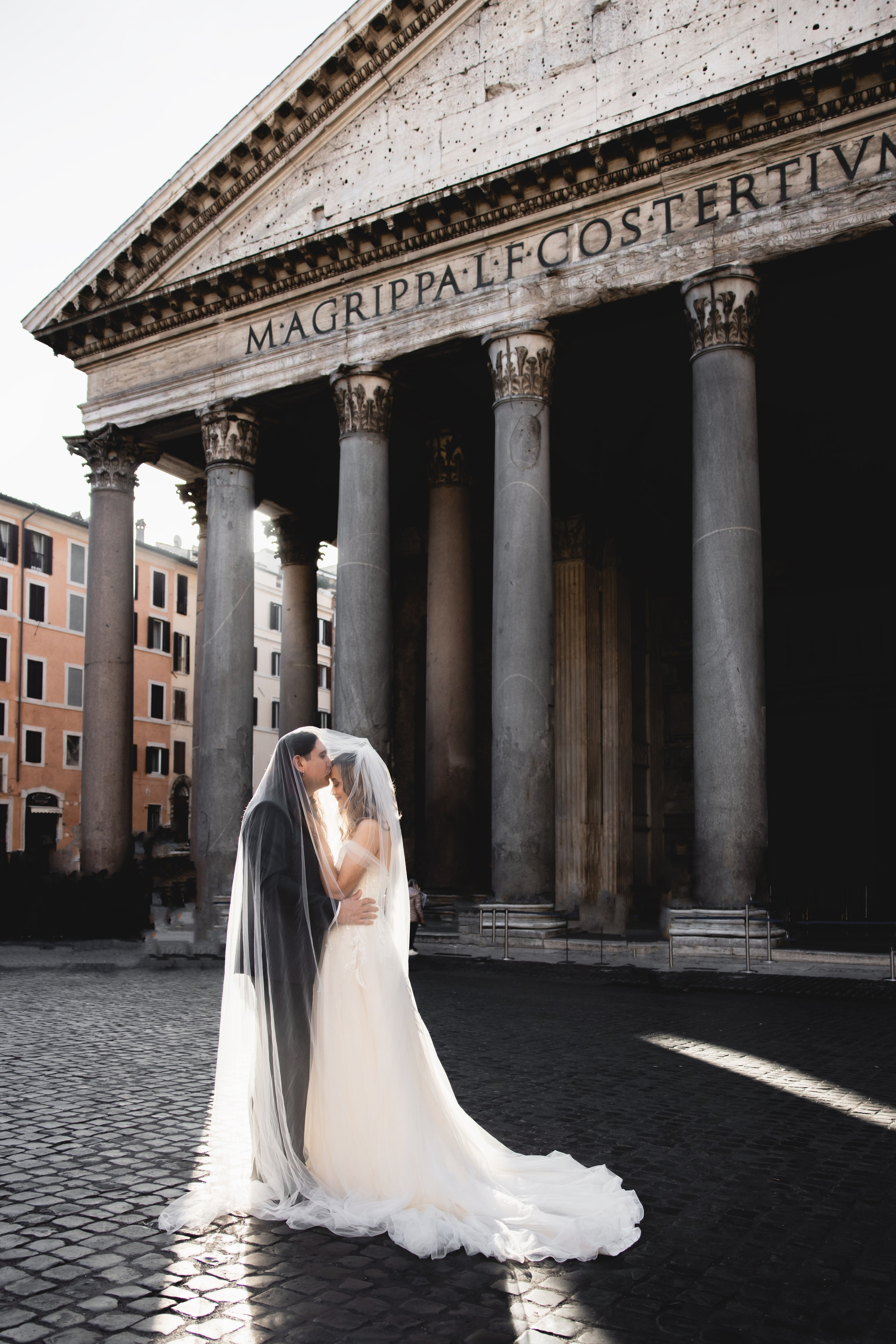 Wedding in Roma. Professional wedding photographer in Copenhagen, Denmark — Julia Byron