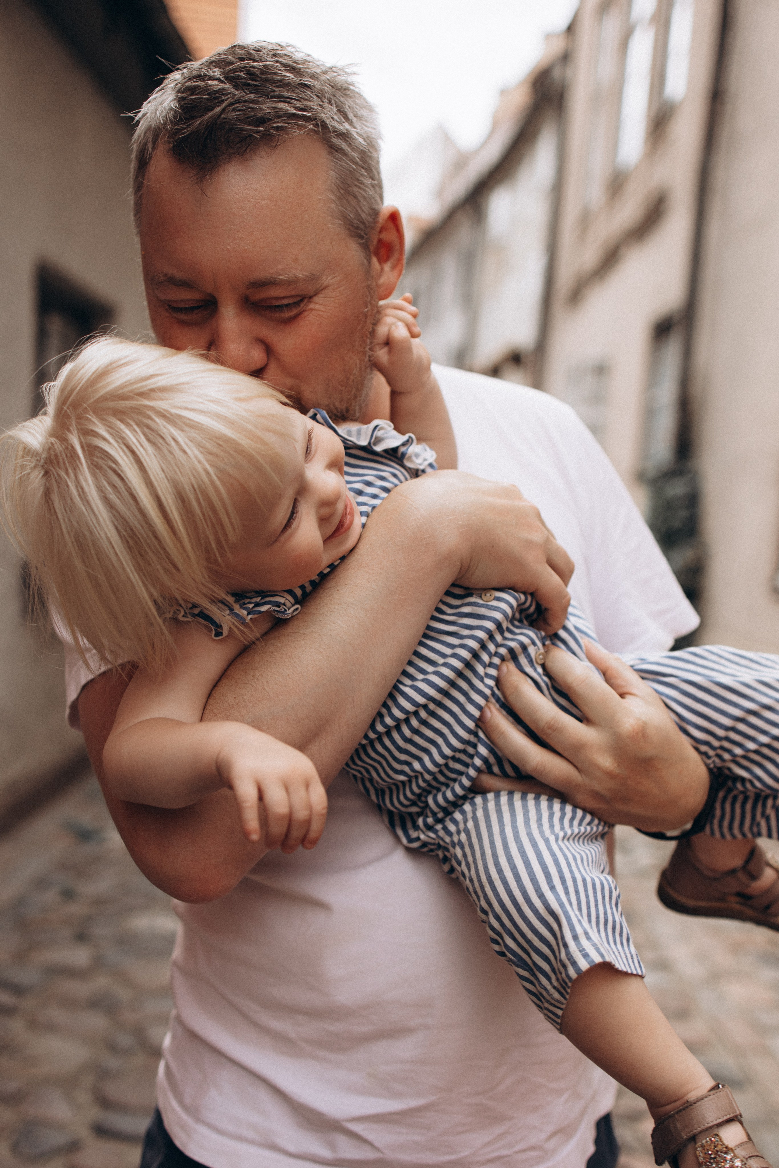 SINTIJAS ģimene. GALVENĀ