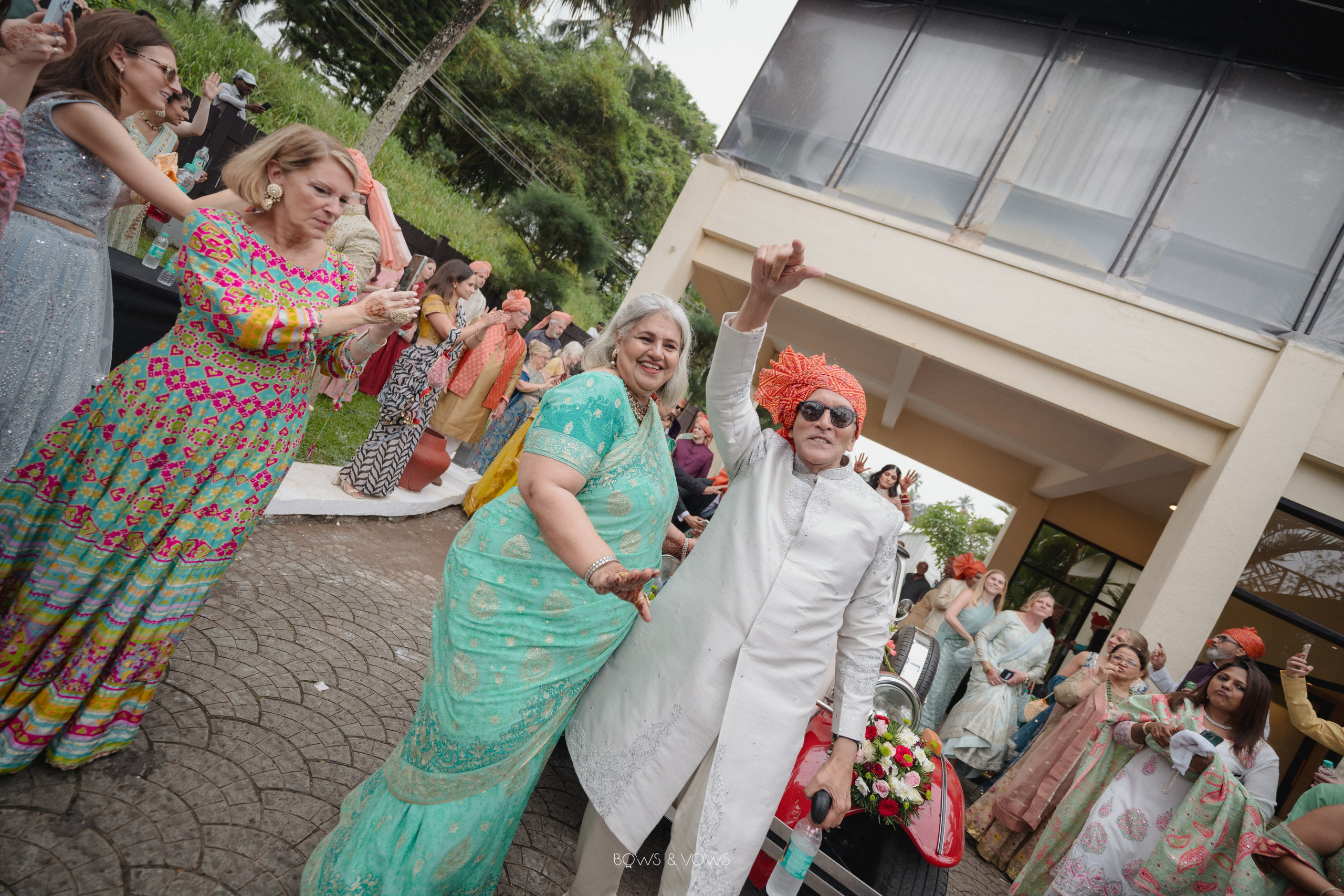 SANAYA & REID. WEDDING PHOTO COLOR GRADING