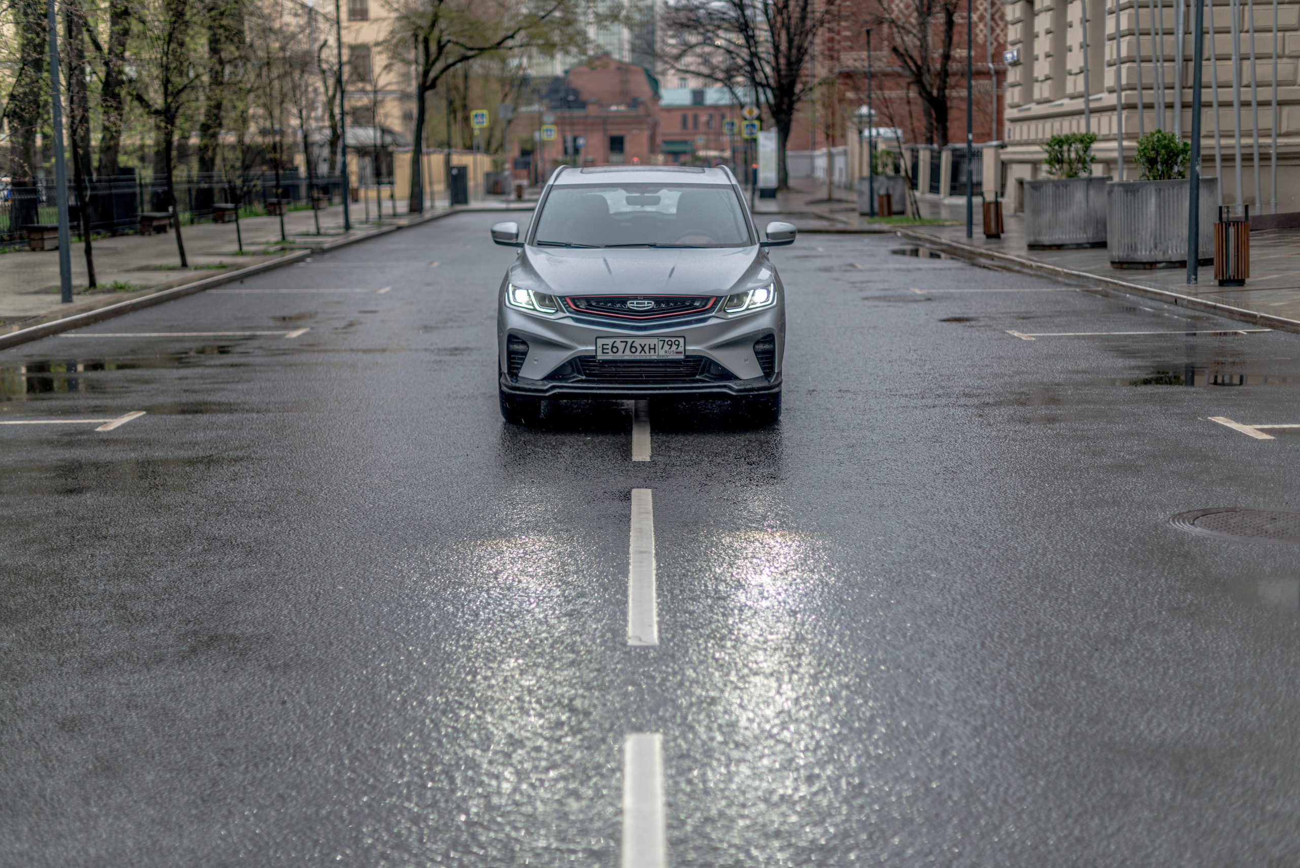 Фотосъемка автомобиля Geely Coolray. ФОТОГРАФ МЕКСИКА КИНТАНА-РОО