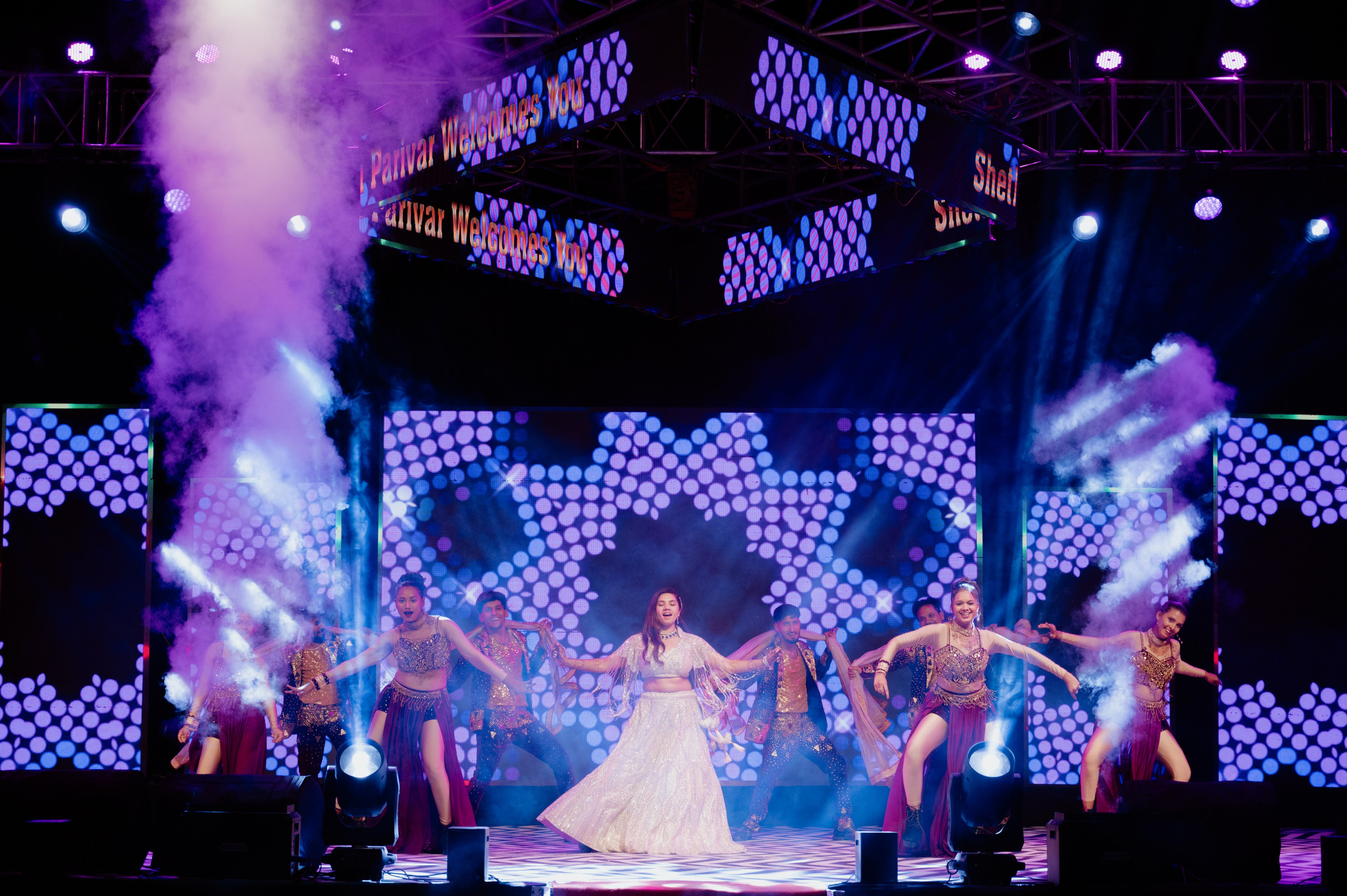 WEDDINGS. Love Emotions Weddings