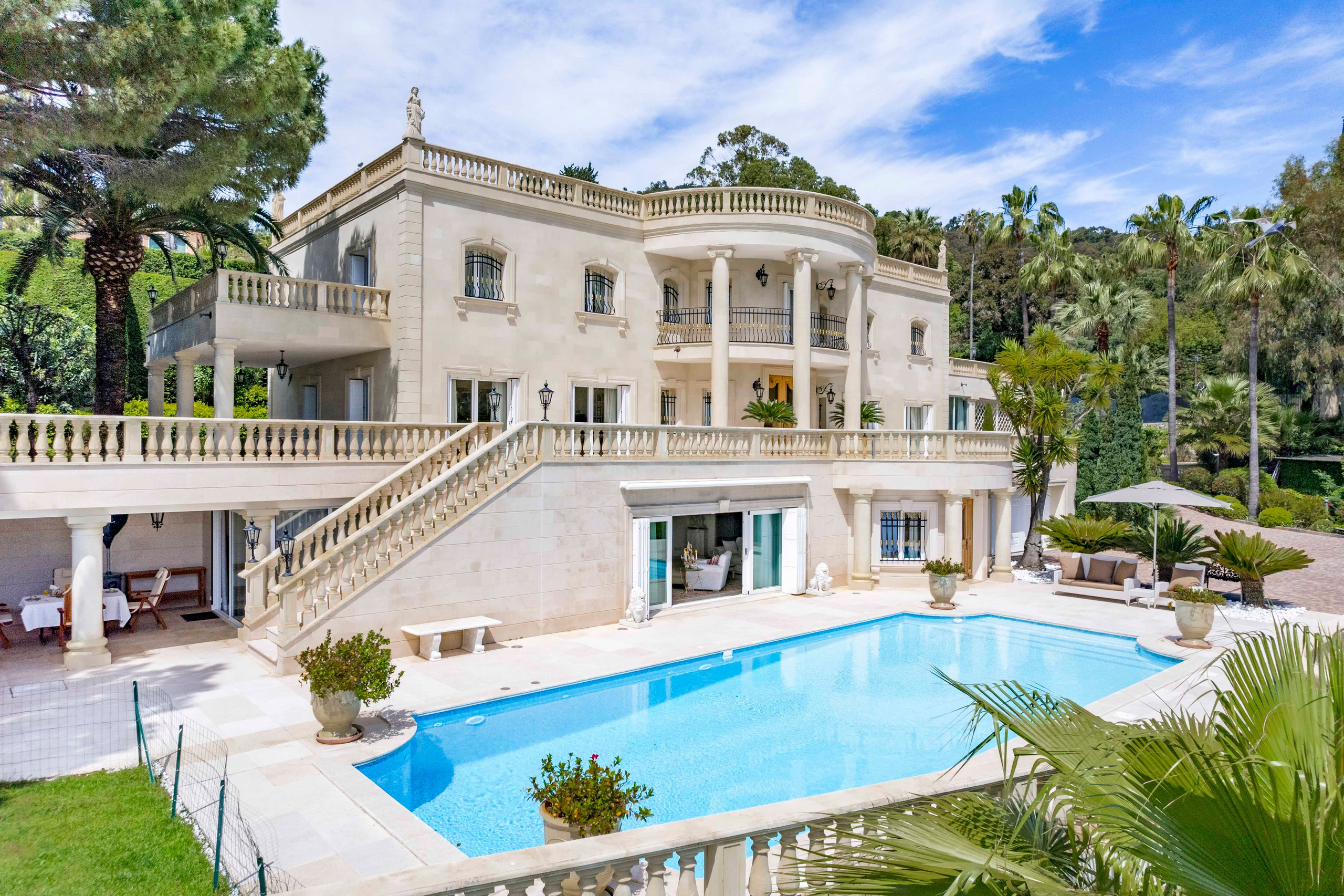 IMMOBILIER — REAL ESTATE PREMIUM. MARQUIS PHOTOGRAPHIE — Photographe/Vidéaste, Drone, événements, Nice, Monaco, Cannes, yacht, corporate, mariage, immobilier, events luxury