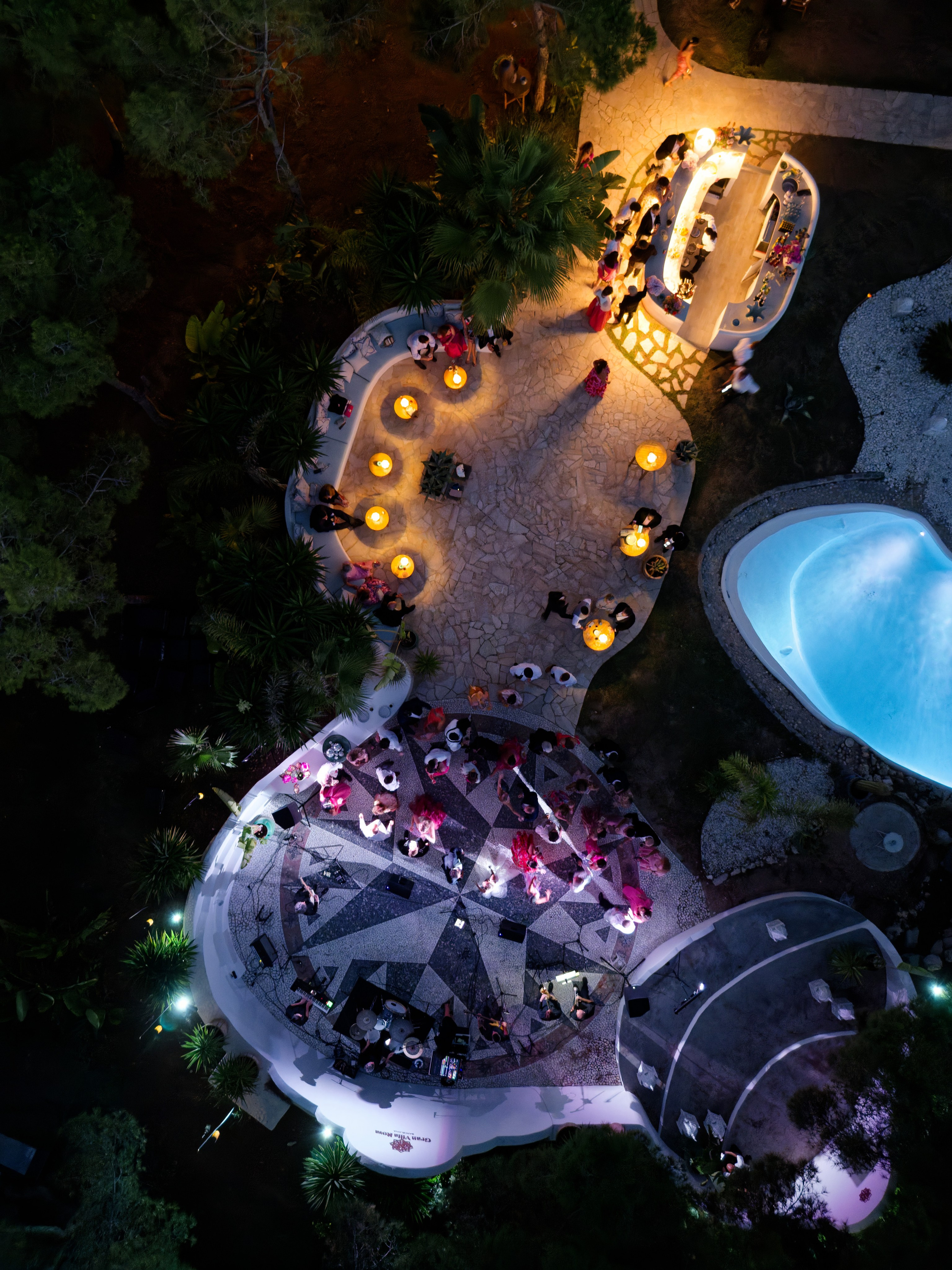 Wedding of Gracie & Joe at Gran Villa Rosa, Barcelona