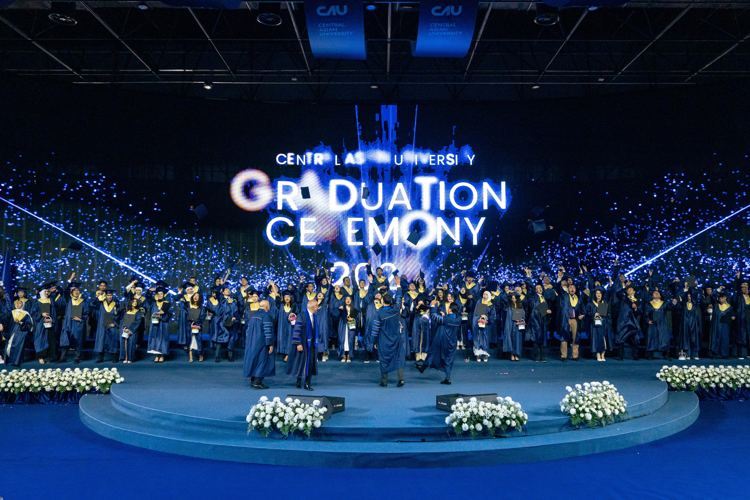 Как Central Asian University провёл одну из самых ярких выпускных церемоний. Георгий Намазов | Фотограф в Ташкенте
