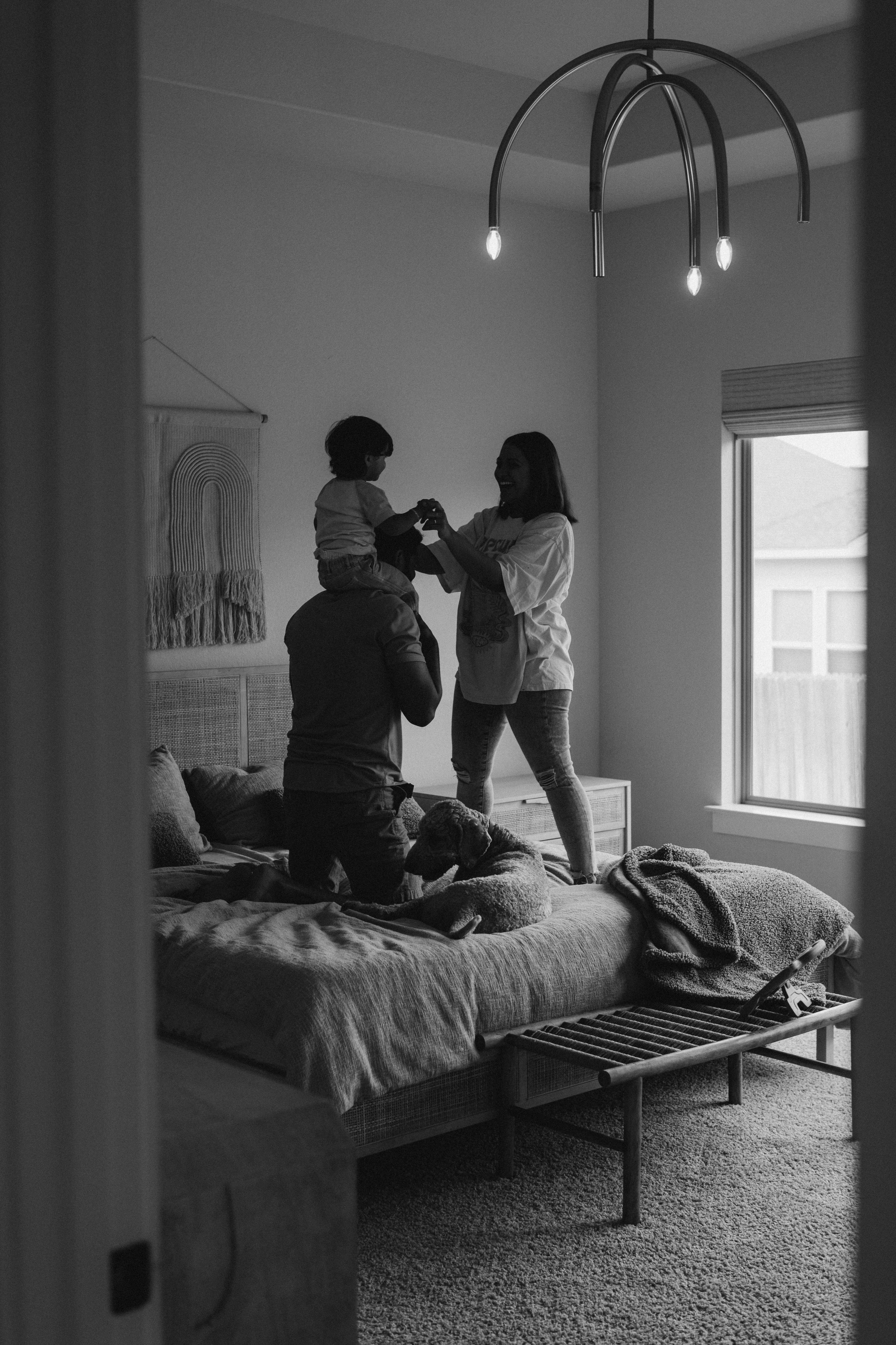 Home Story. Lens Captures Life