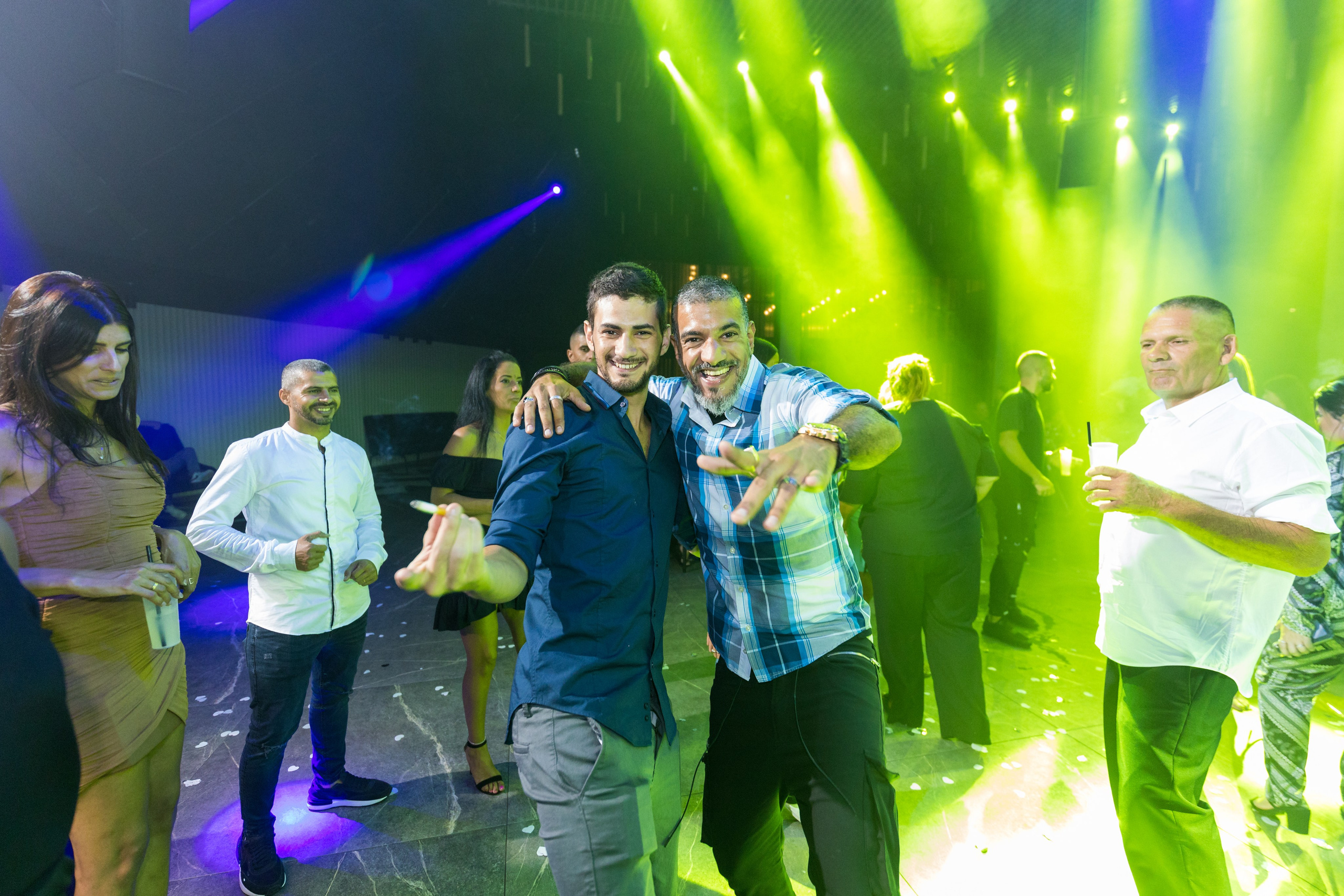 Naria & Yadid. AMIR BUCHNIK PHOTOGRAPHER