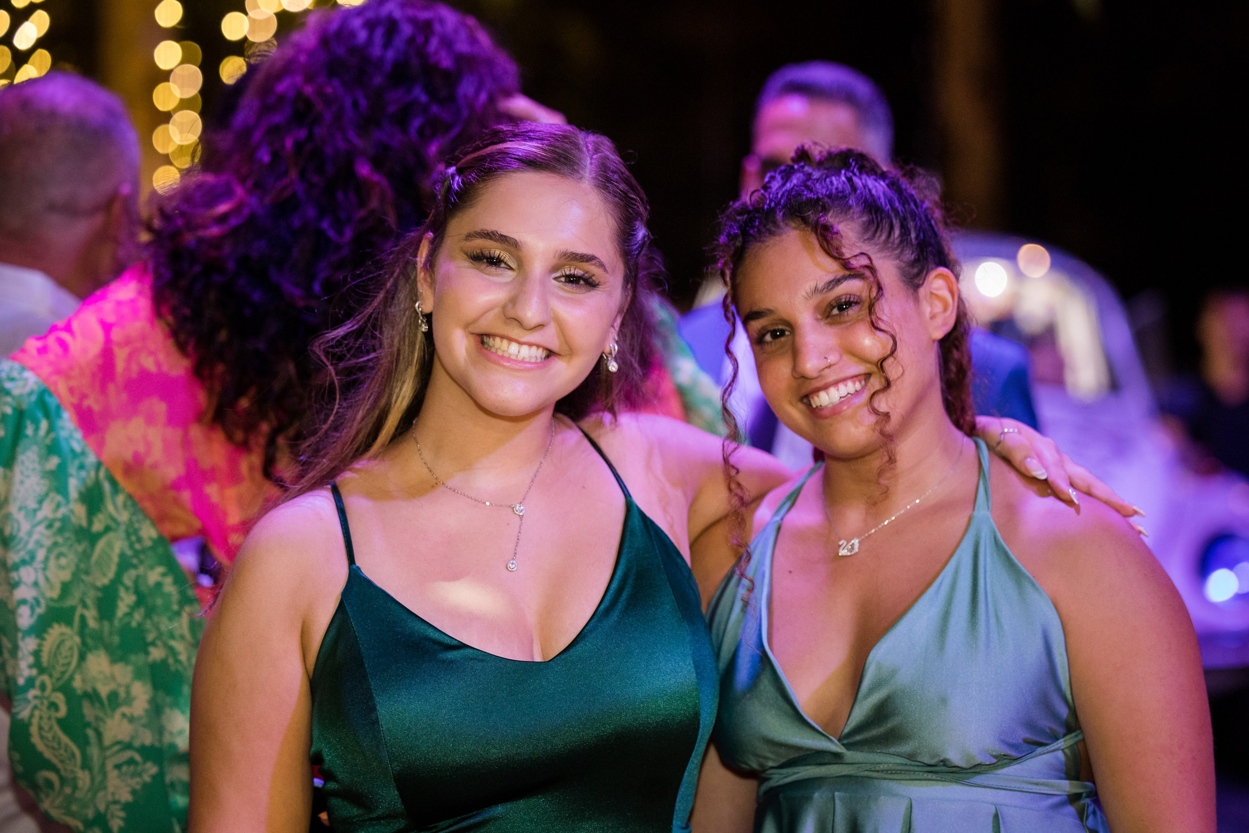 Auneg & Yarin. AMIR BUCHNIK PHOTOGRAPHER