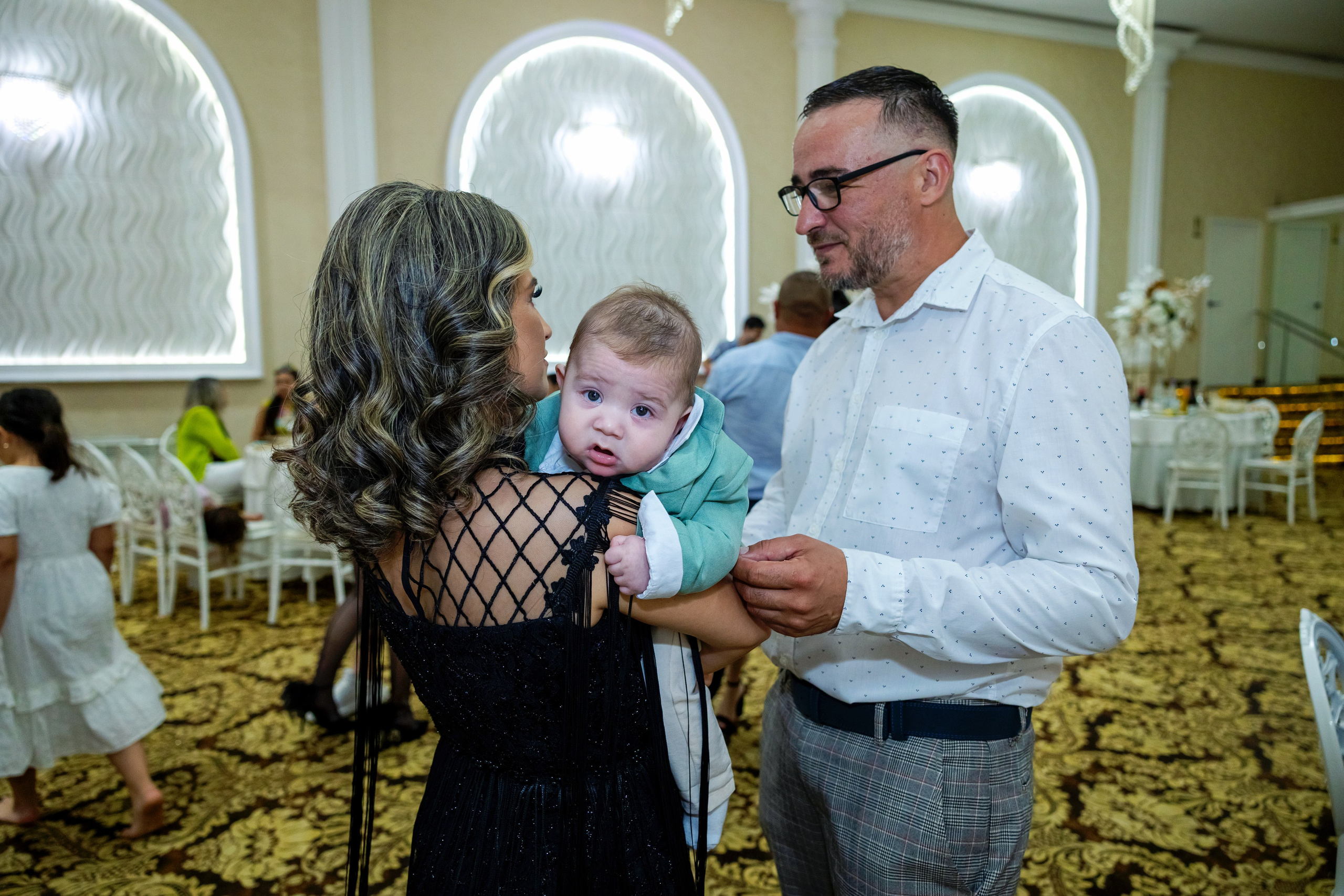 Andrei Damian. Moments By Gub