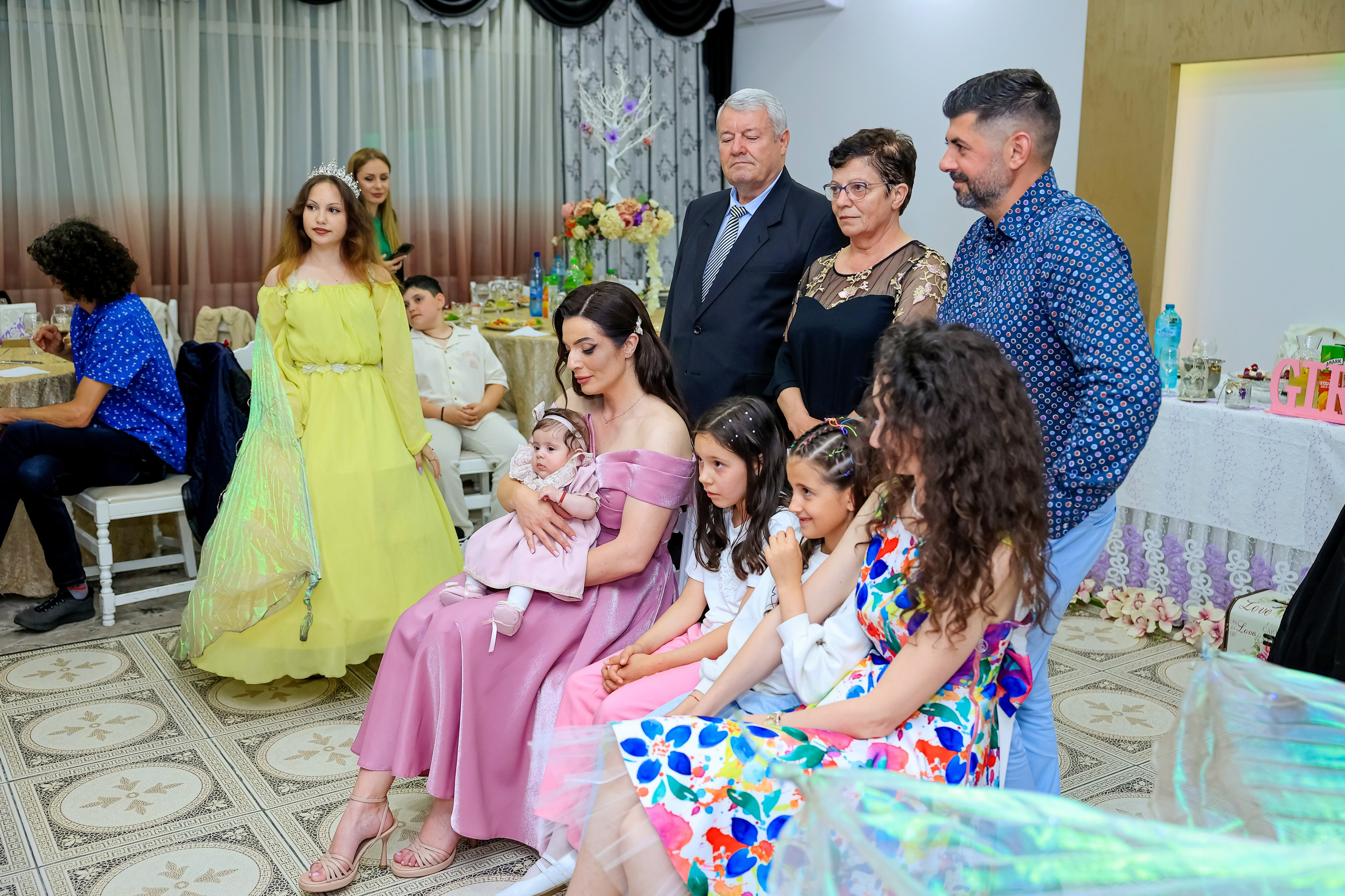 Iris Stefania. Moments By Gub