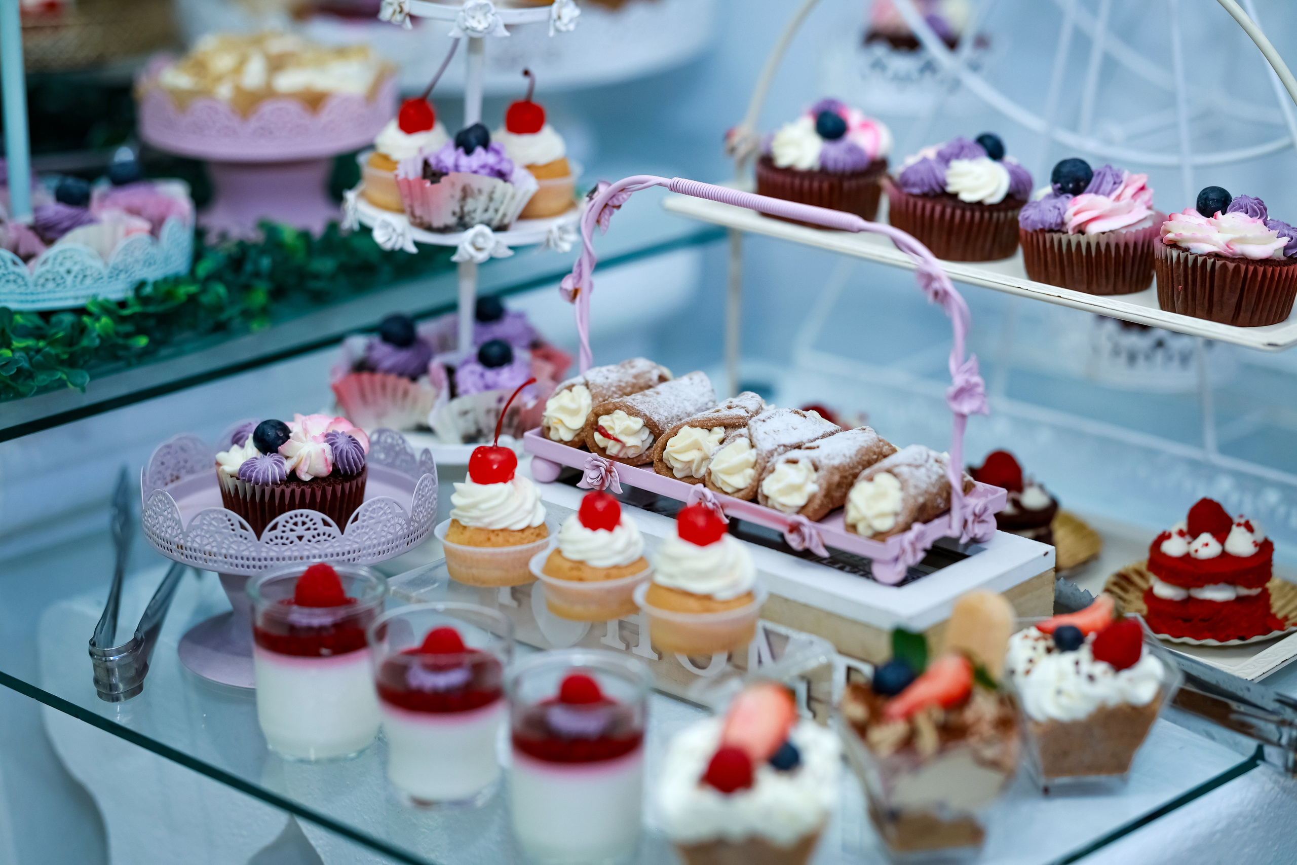 Iris Stefania. Moments By Gub