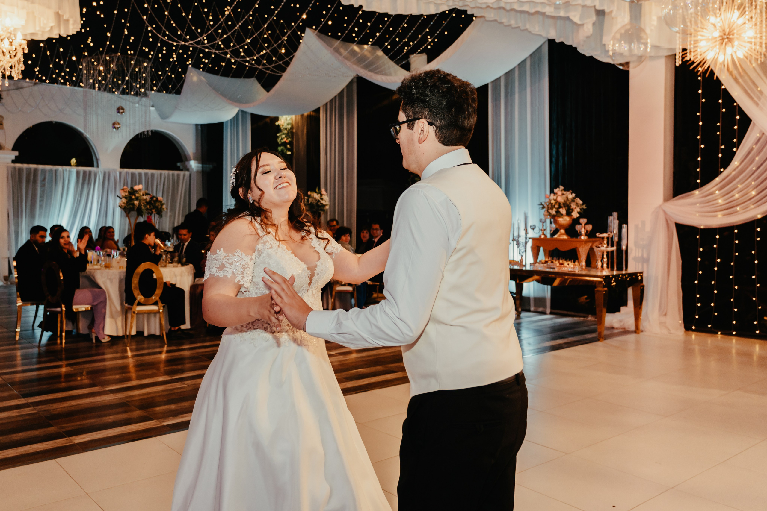 VANIA + LUIS BODA CIVIL. Studio KVTA | Fotografía y Video de Bodas en Arequipa