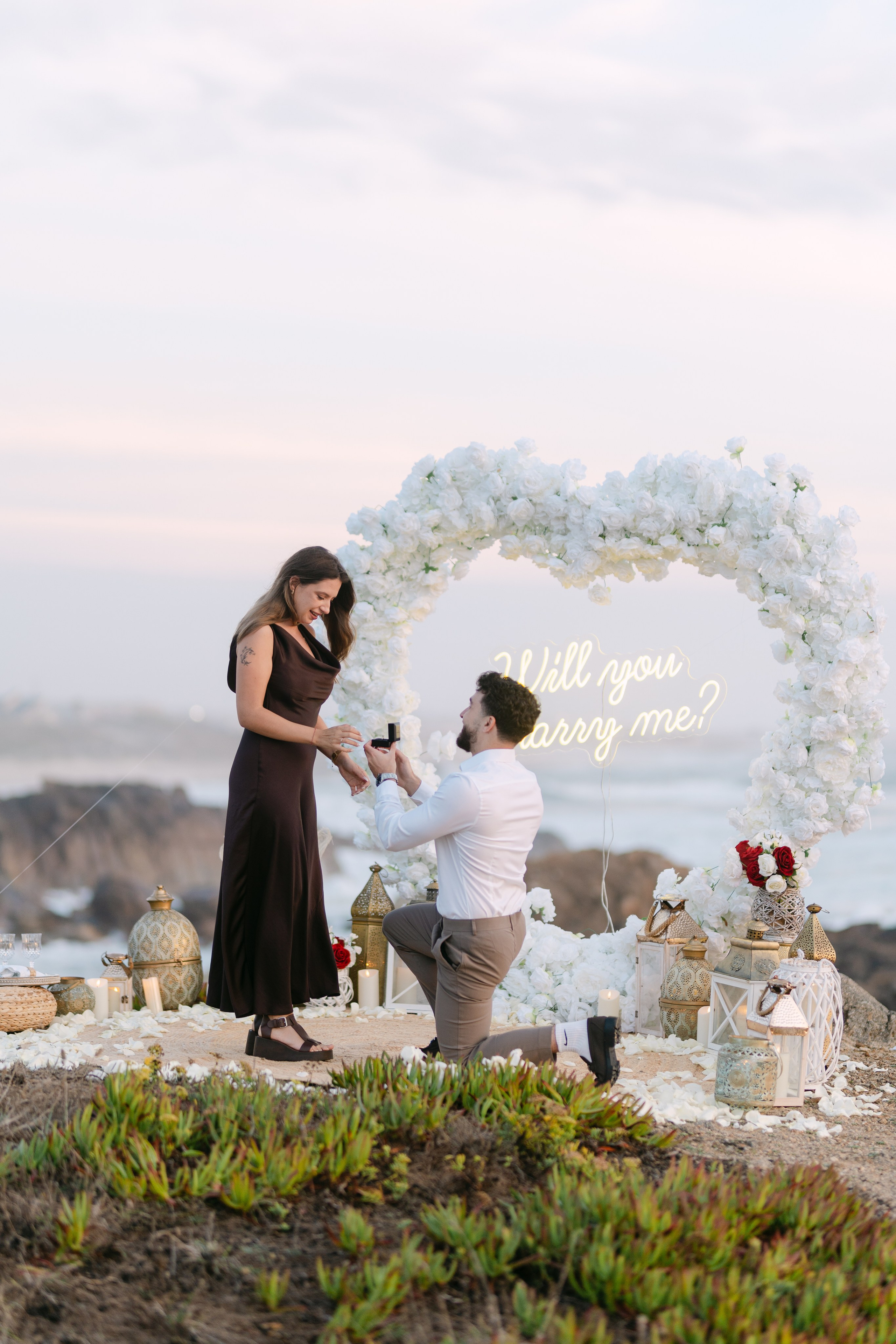 Wedding Proposal at the Beach. Davi Valente
