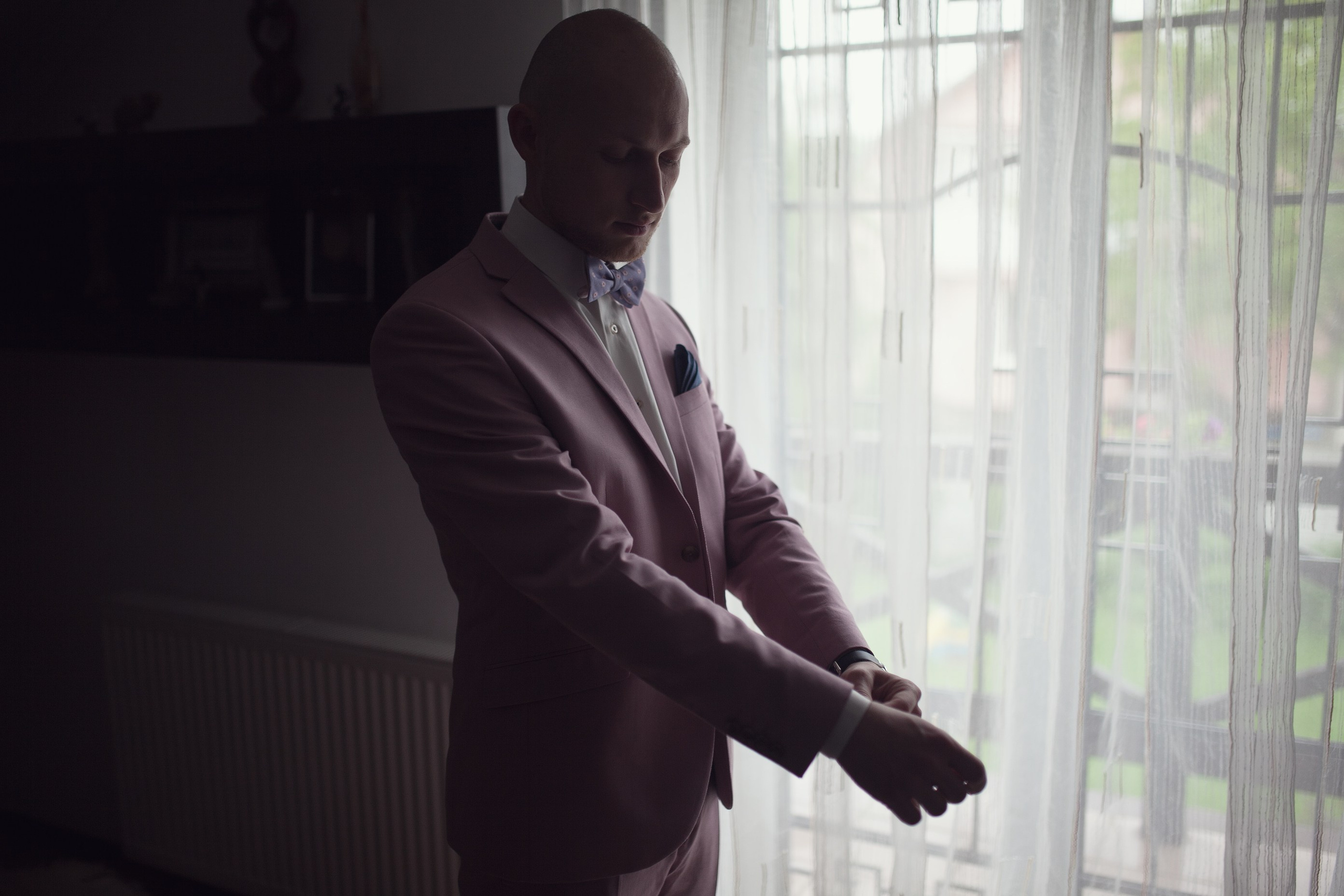 Robert & Andriana, Lviv. Denny Savon — Photographer in Santorini | Weddings, Love Stories & Flying Dress