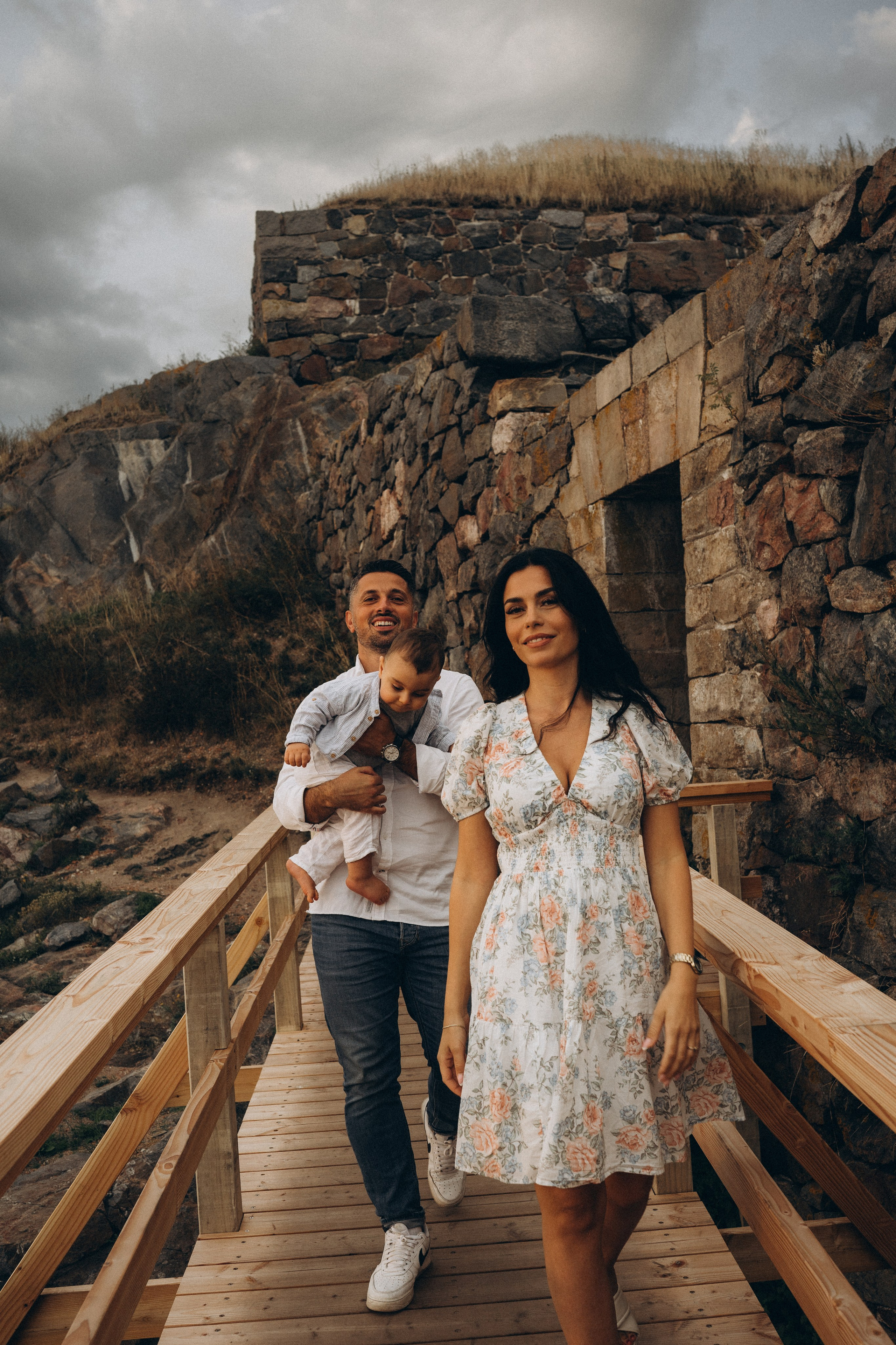 Summer. Wedding and potrait photographer in Helsinki Vickan O