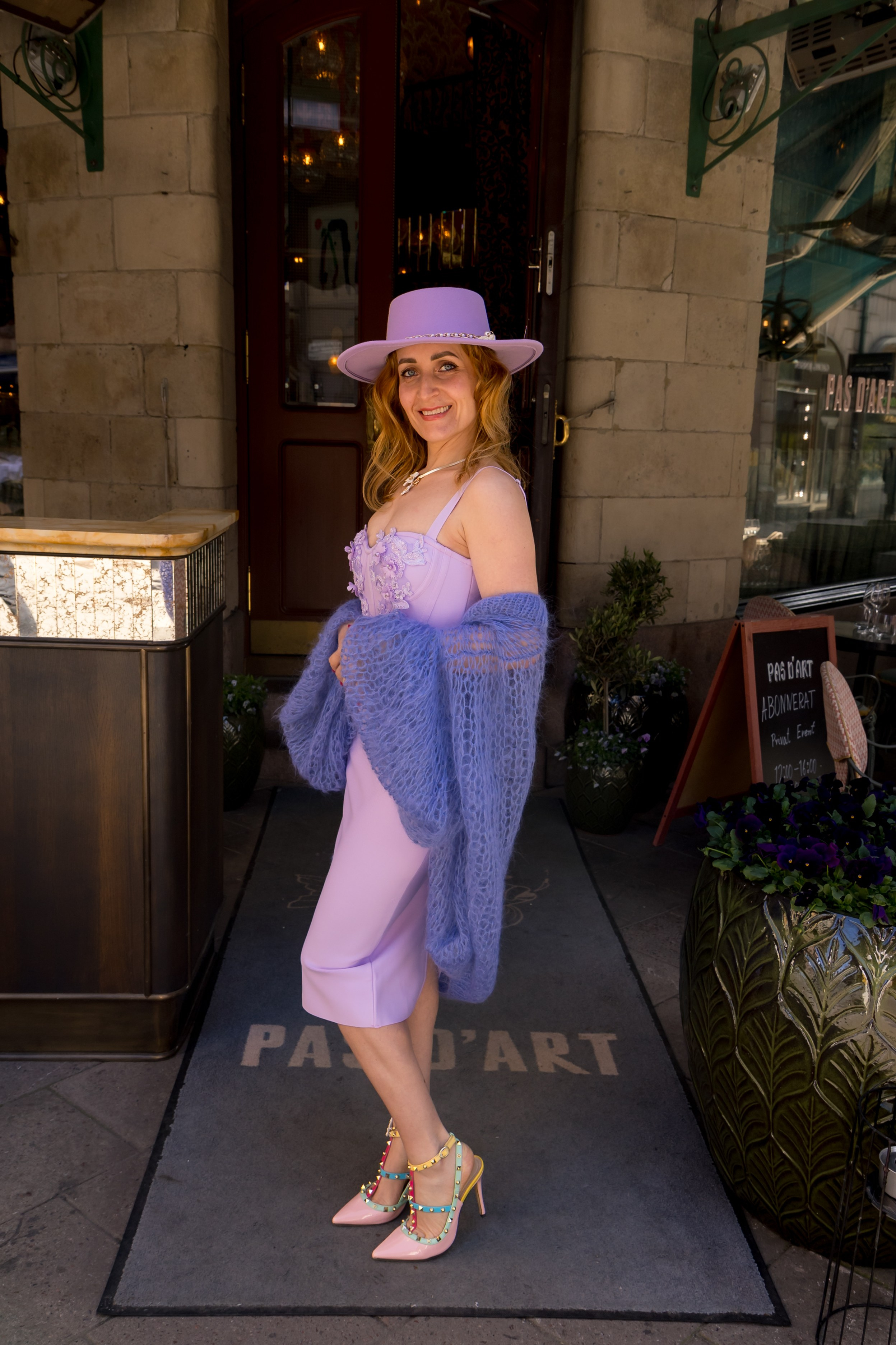 Heels ana ambitions. Iryna Zhyvora | Photographer | Stockholm