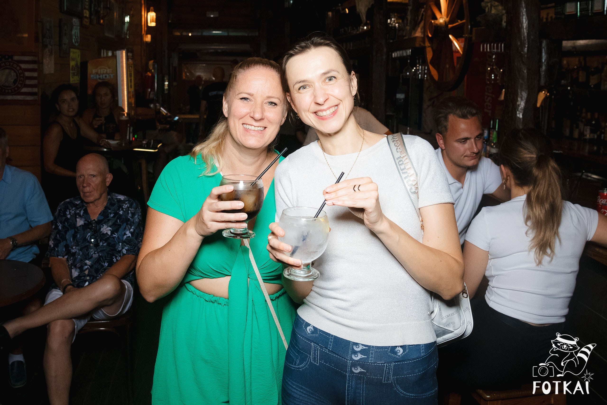 El Paso Rock Bar Torrevieja: Reportaje fotográfico 19.09.25 | FOTKAI