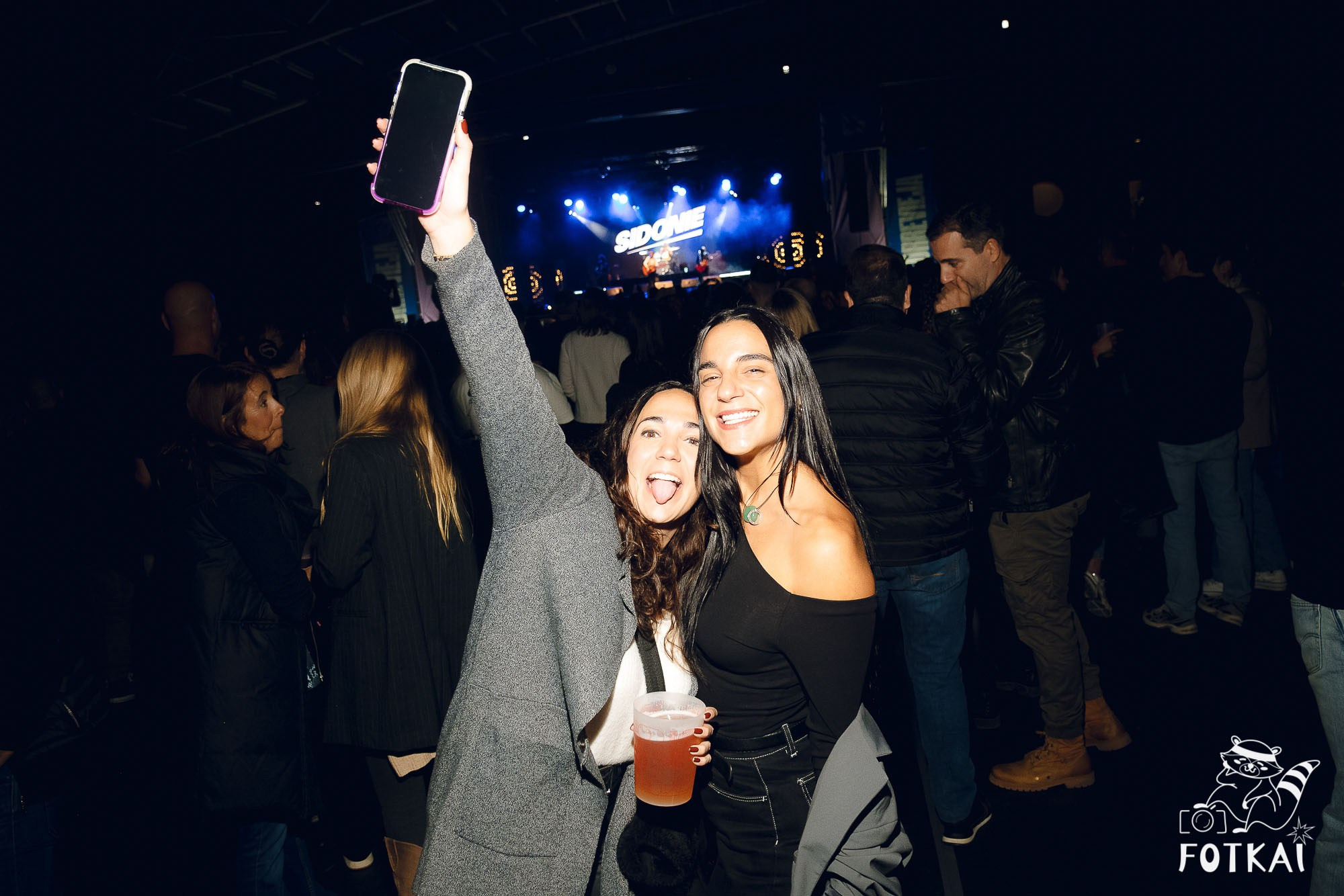 Sidonie en Torrevieja 2025 – Fotos del concierto y reportaje completo | FOTKAI