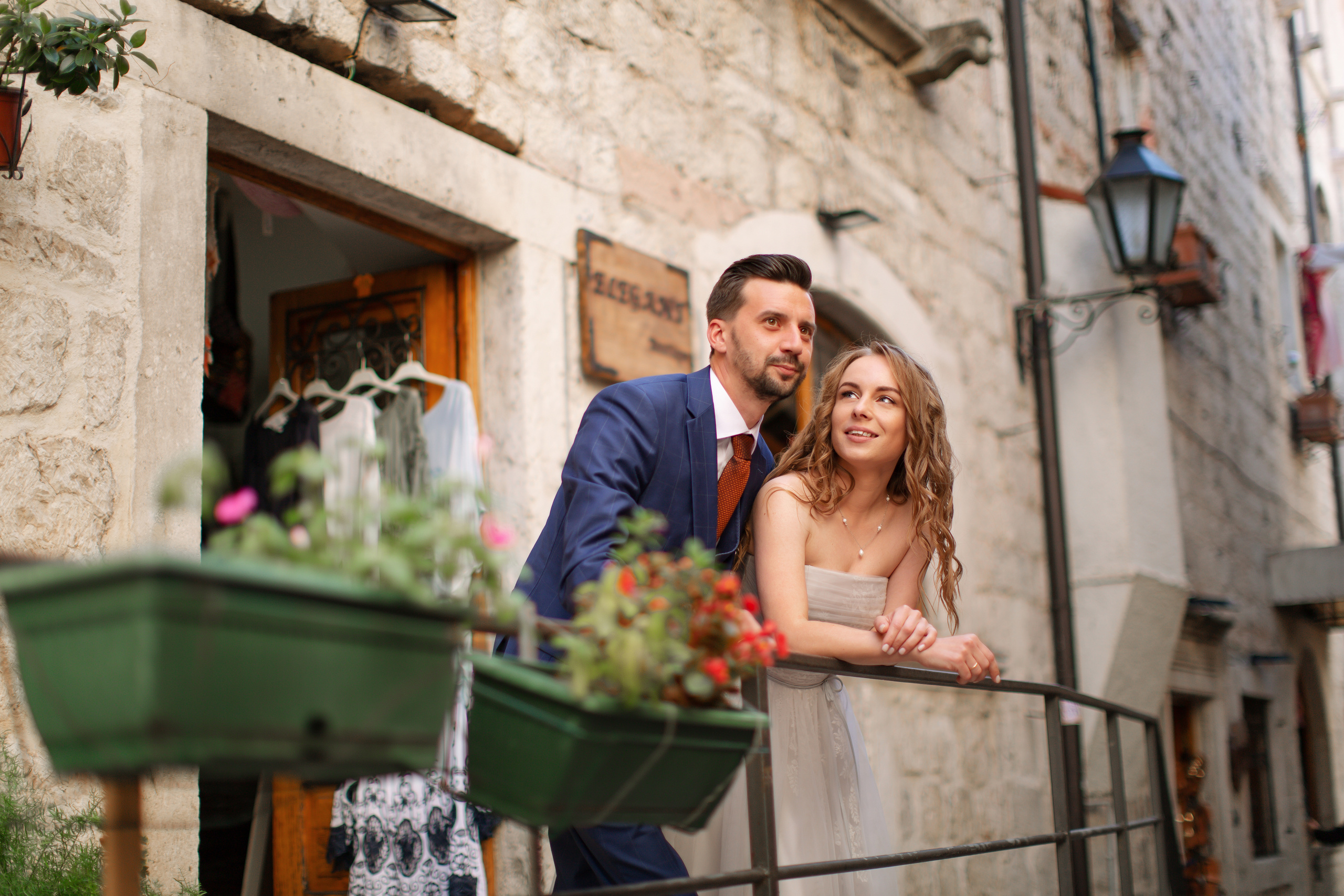 Свадебная фотосессия в Черногории - прогулка по старому городу Котор