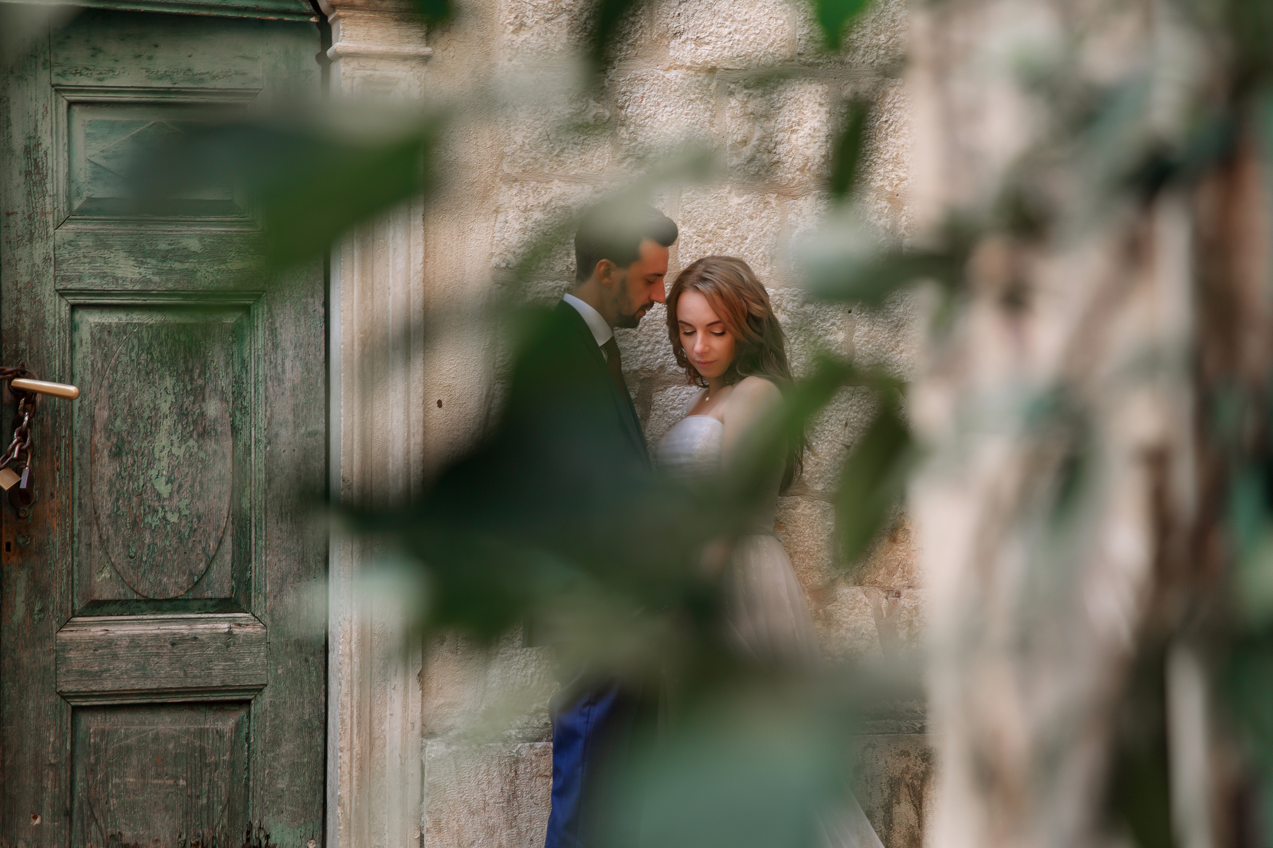 Свадебная фотосессия в Черногории - прогулка по старому городу Котор