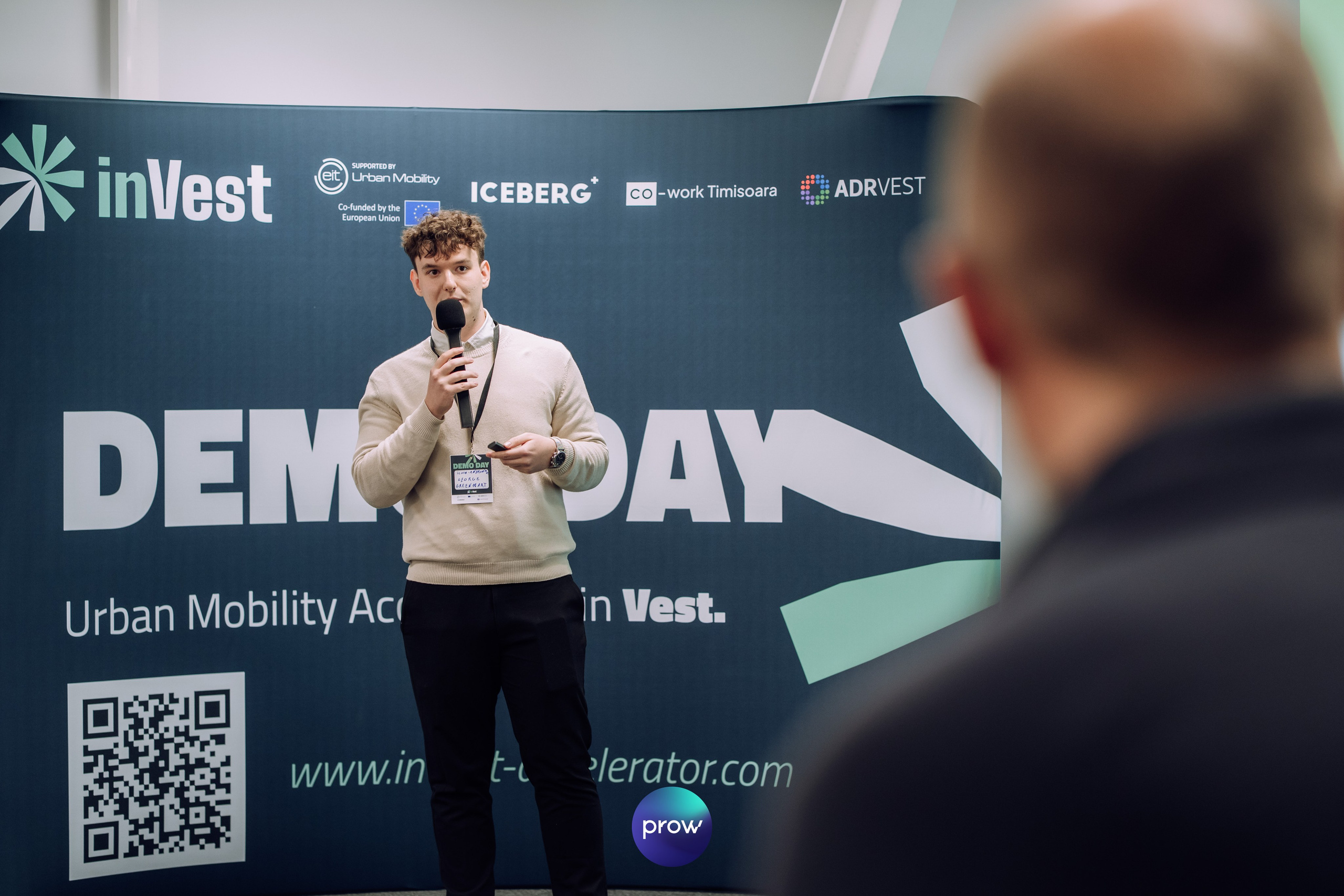 InVest DemoDay @ Cowork. Cozac Cristian Photographer