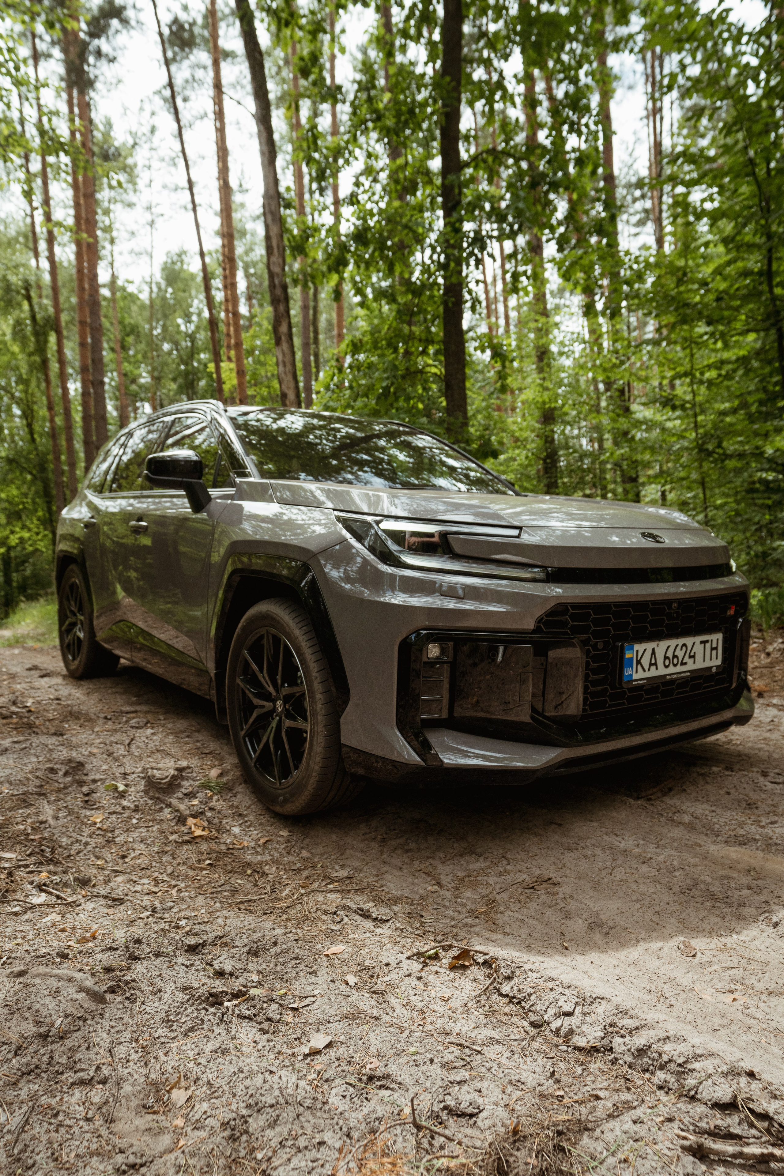 Toyota Rav4 presentation. Kostiantyn Holinchenko. Reportage and portrait photographer