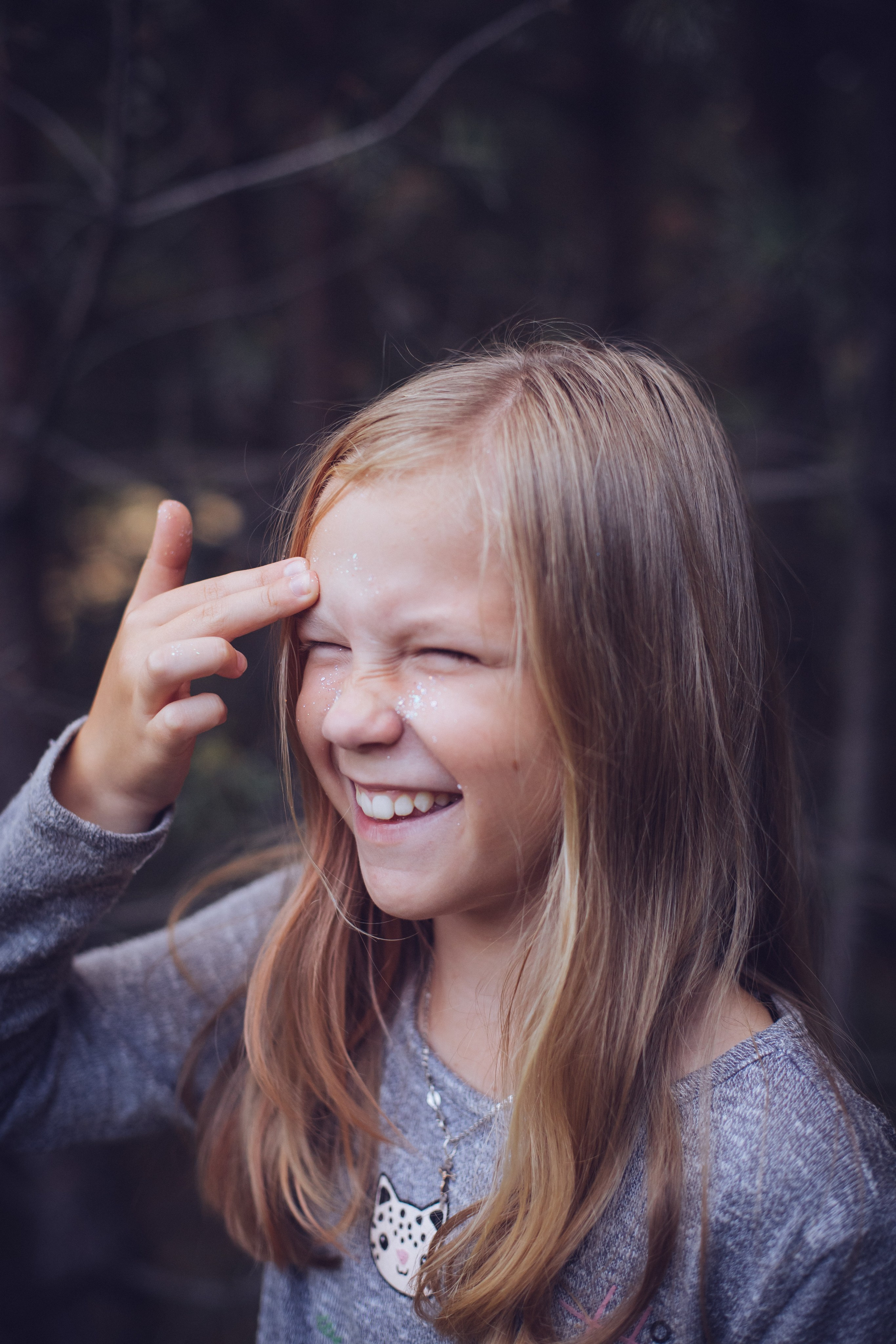 Portraits and photojournalistic photograph