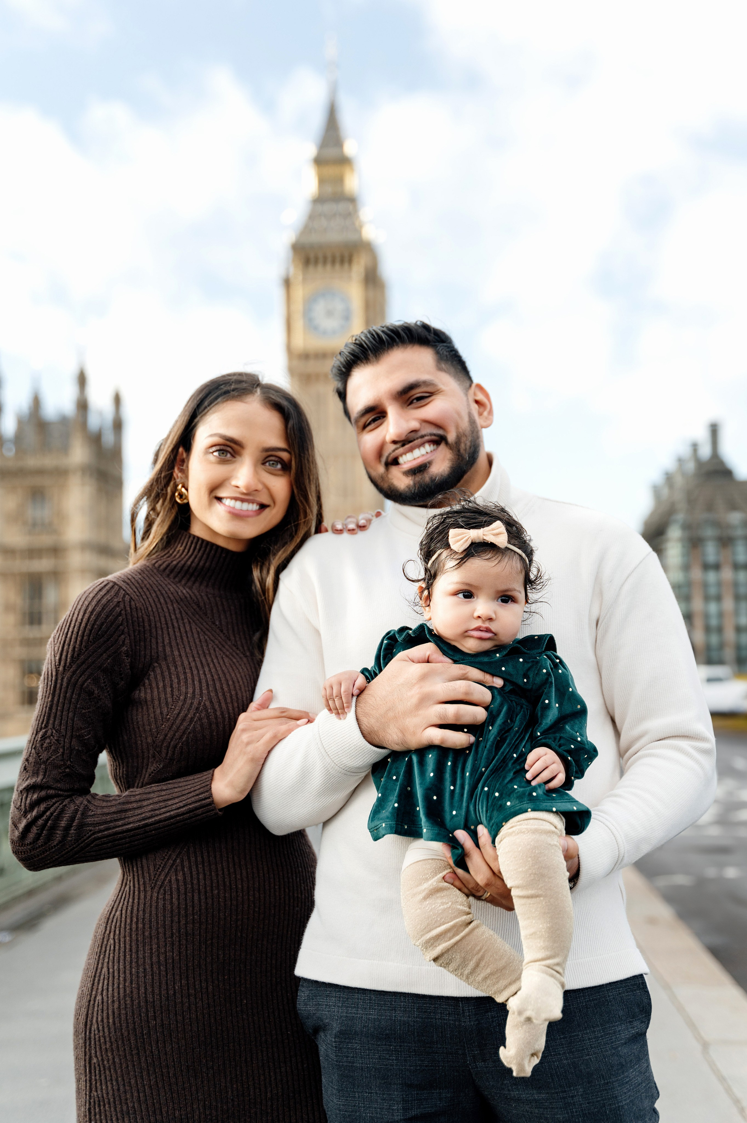 Westminster Kevin&Trisha with baby. FAMILY AND WEDDING PHOTOGRAPHER IN LONDON MARINA RIVA