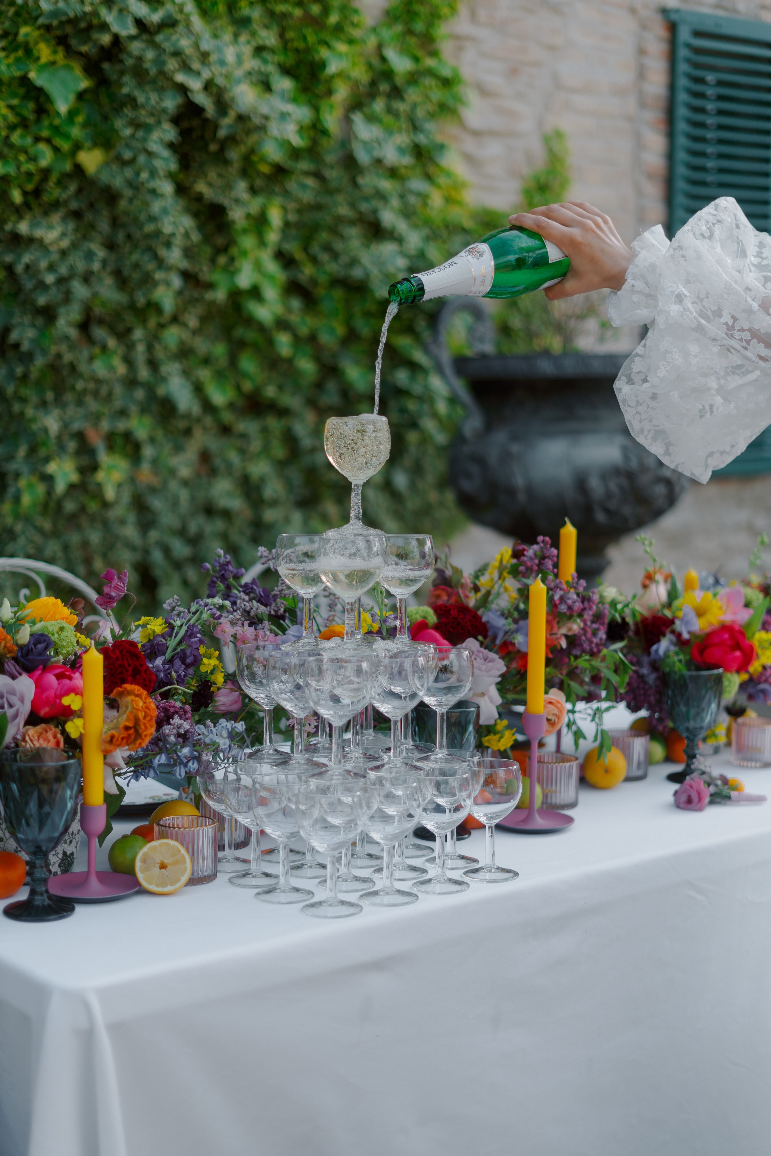 Whispers of Love: Thomas & Violeta's Wedding. Raw Studio: Capturing Elegant weddings accross Europe