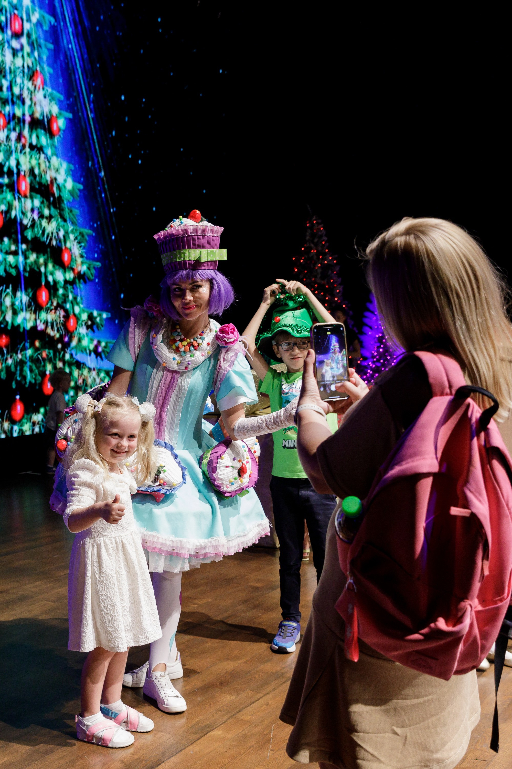 Новогодняя сказка для журнала Русские Эмираты, Дубай 2024. Фотограф Анна Кучерявая | Свадьбы и мероприятия в Дубае