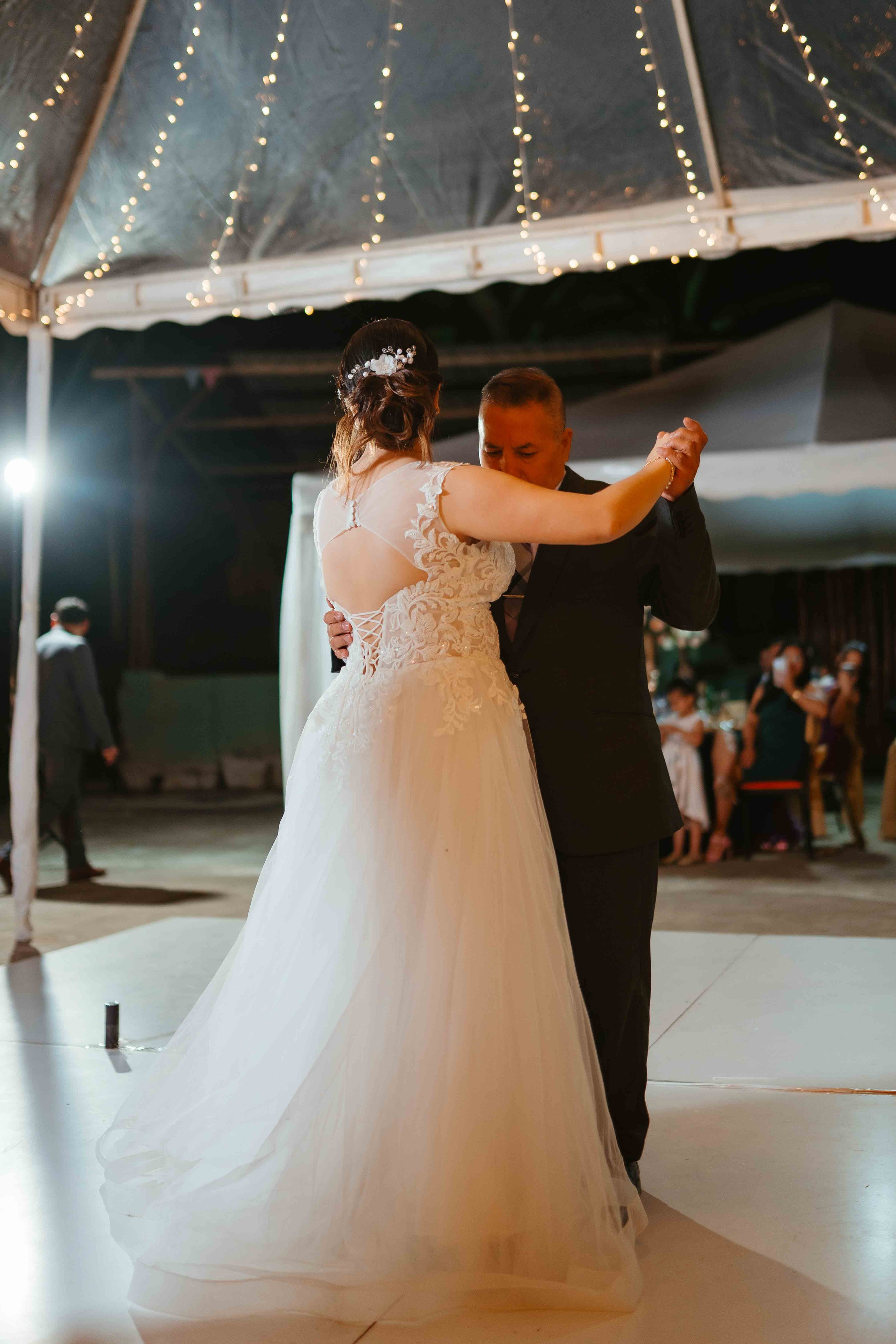 Jennifer y Vladimir. Fotógrafo de bodas en Loja Ecuador | Piero Alvarez PH