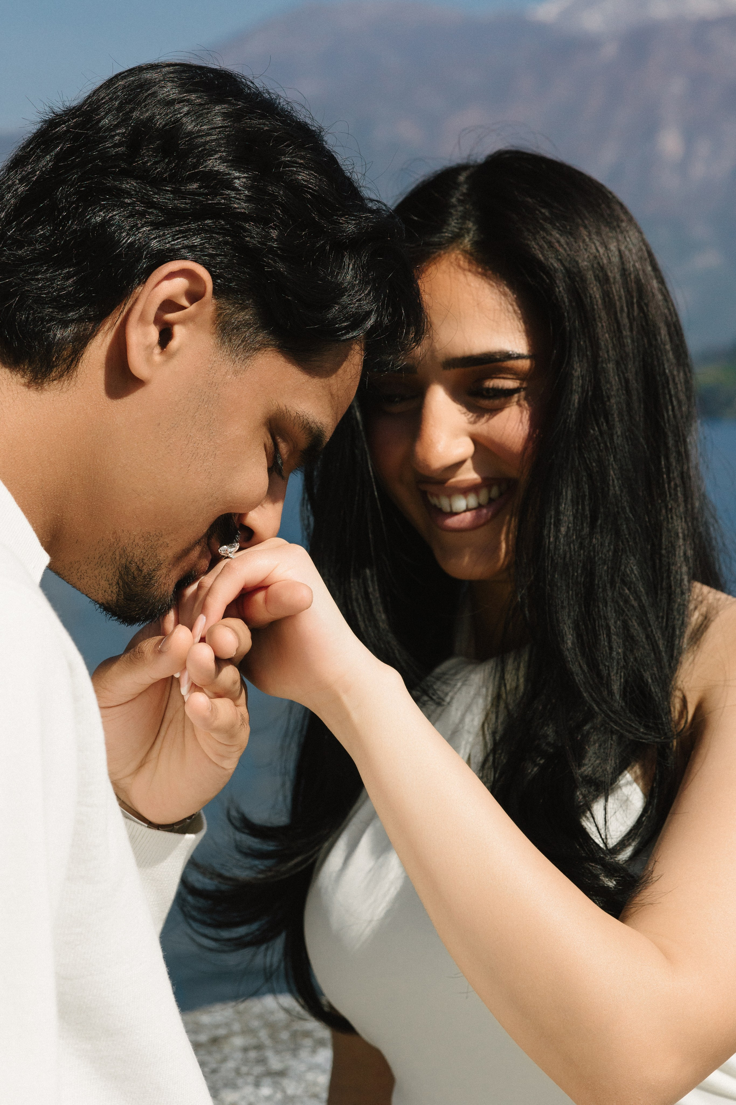 Vish & Kajal. Wedding photographer in Italy