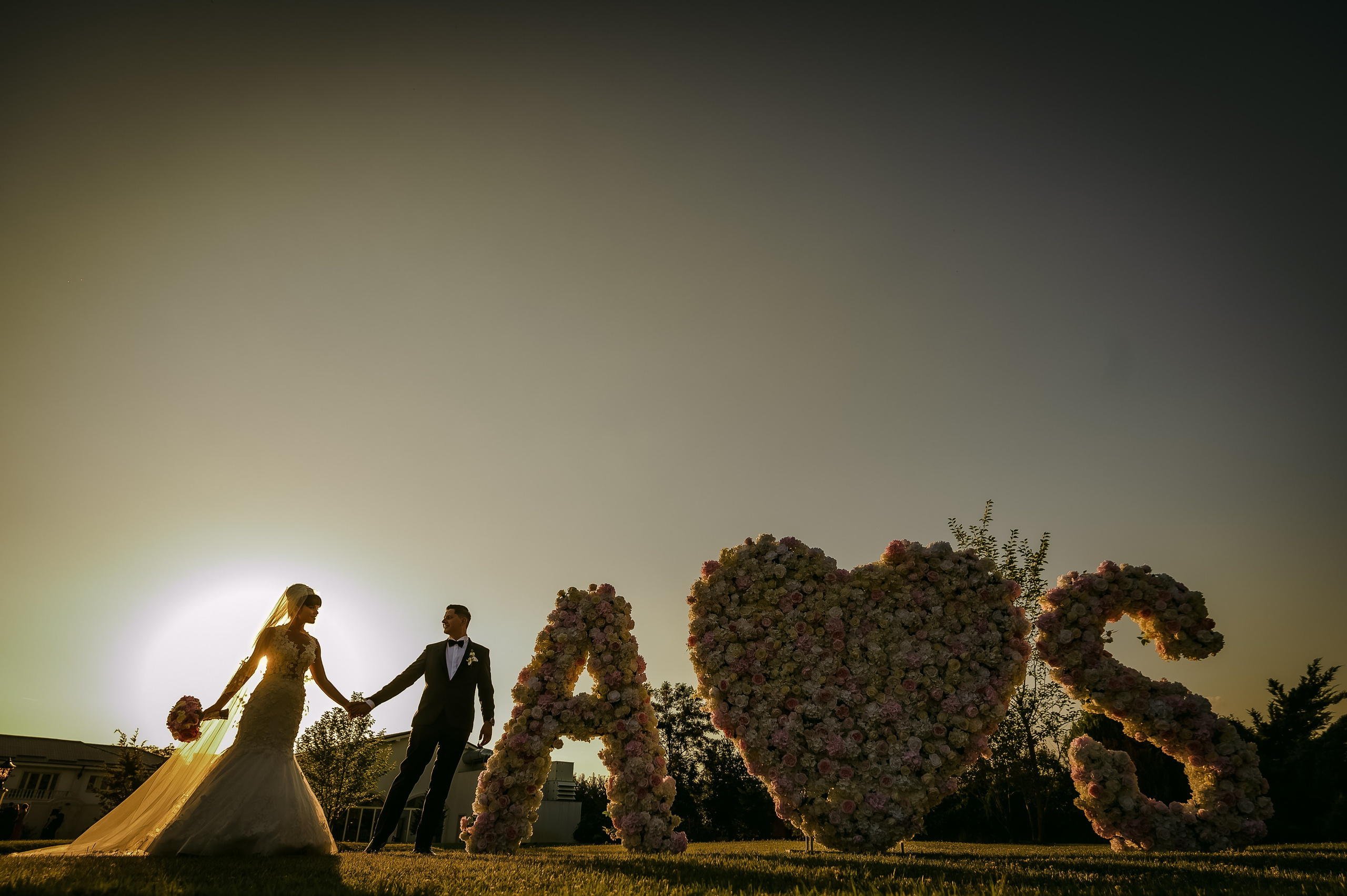 Aura & Sergiu Wedding | Elegant Love Story