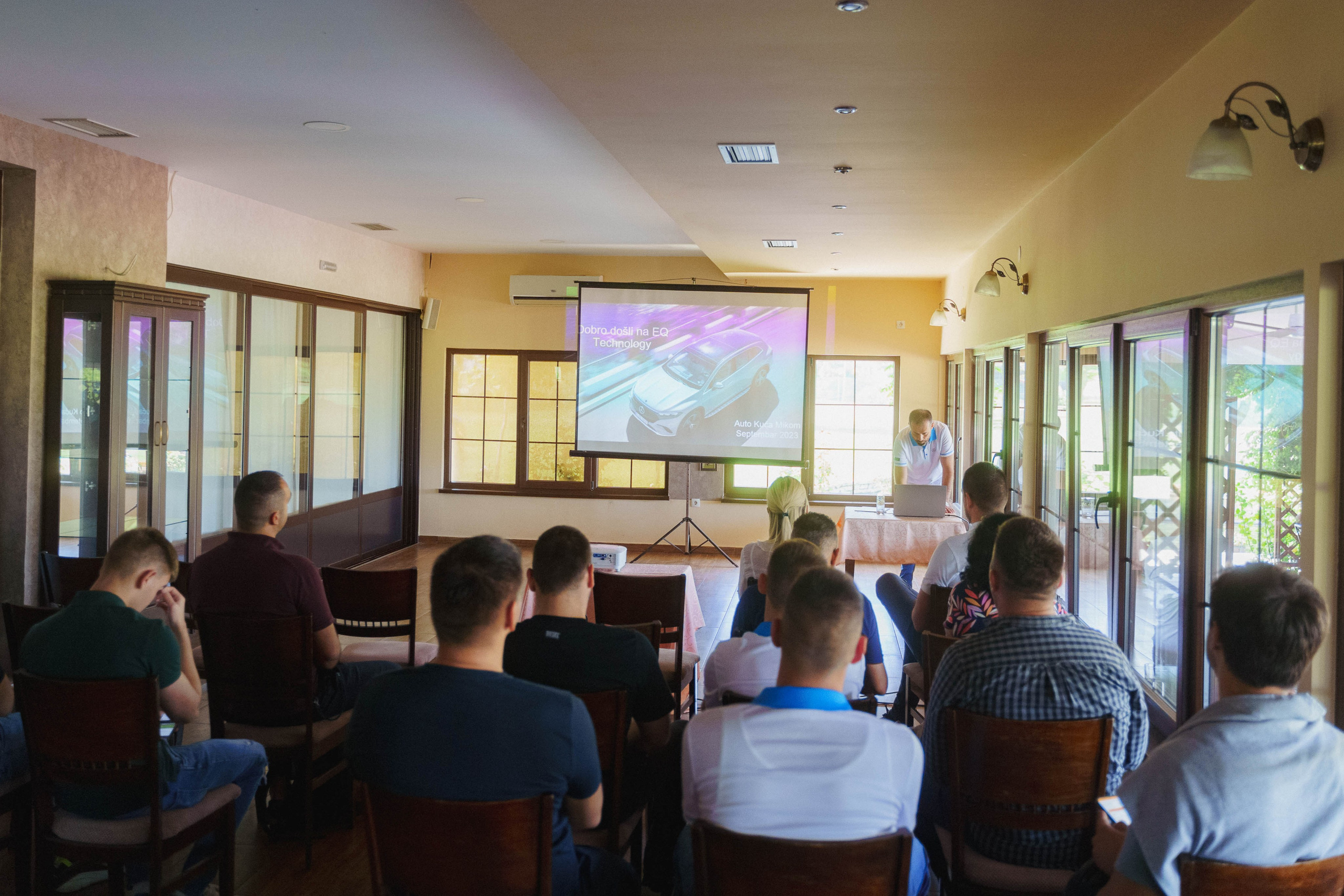 Auto kuca Mikom EV event. Жуков Студио