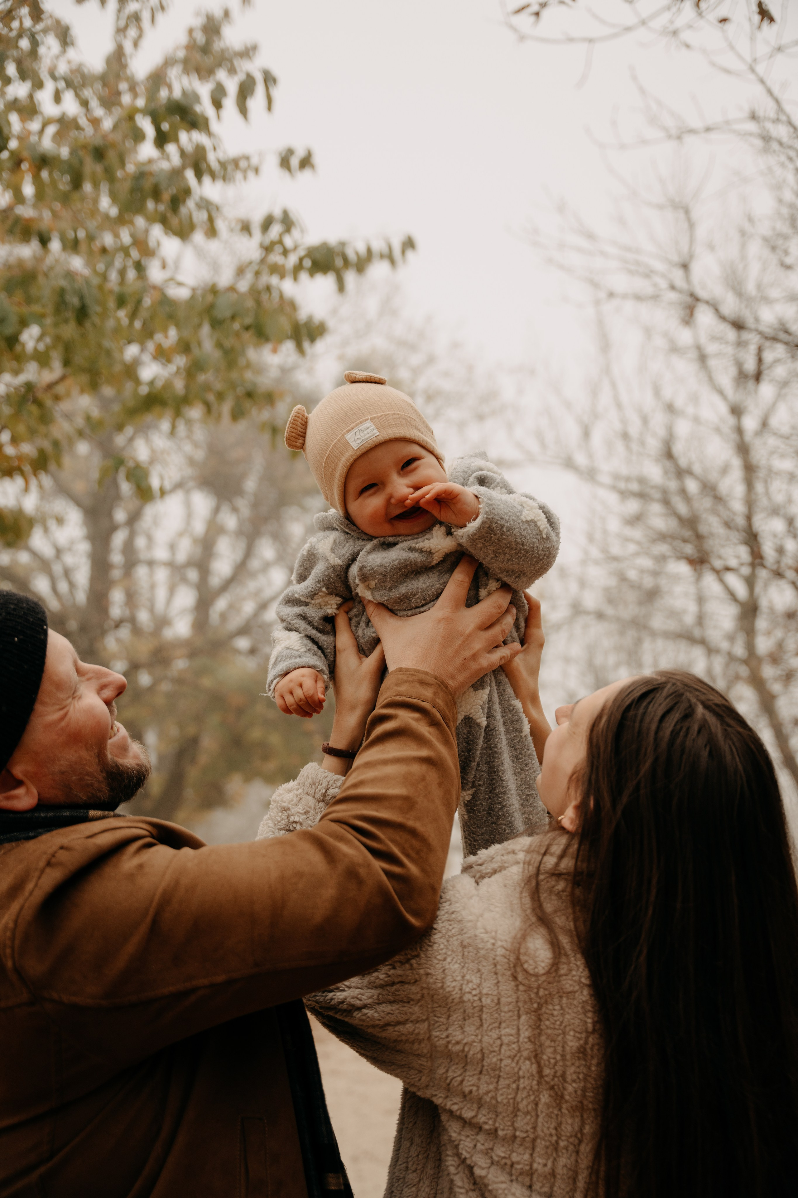 Bendegúz a ködös Normafán. Csilla visuals