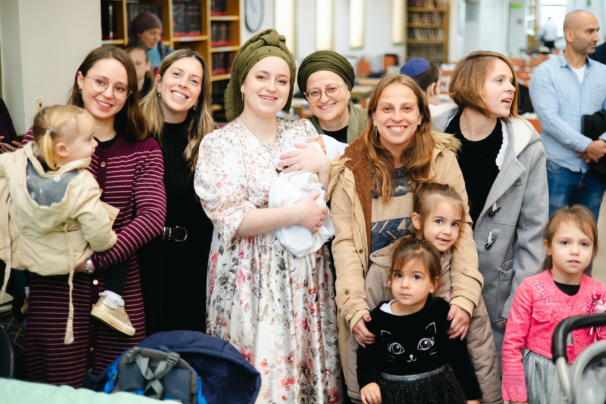 BRIT TWINS. Https://shi-photo.com/