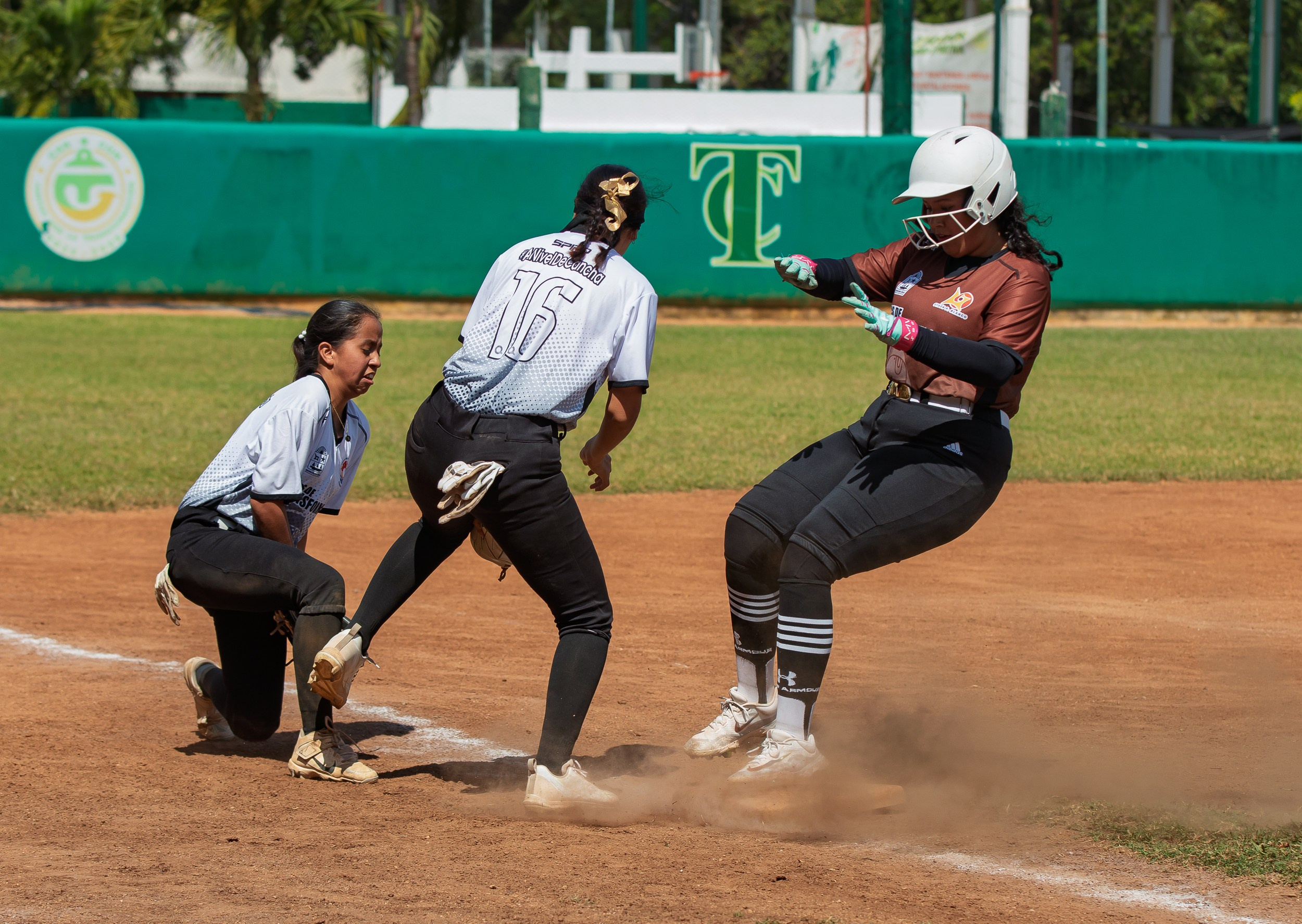 SOFTBOL. CHIAPA-CUN FOTOGRAFÍA