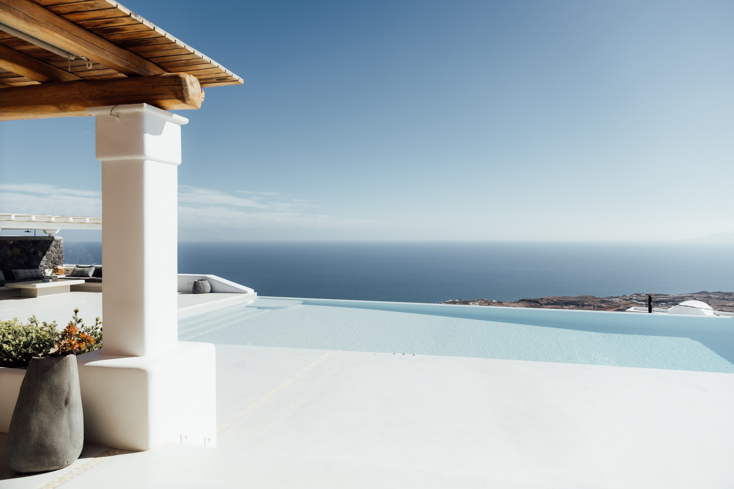 David & Serena. Santorini, GR. Timeless Wedding & Events Photography. Based in London, working across Europe
