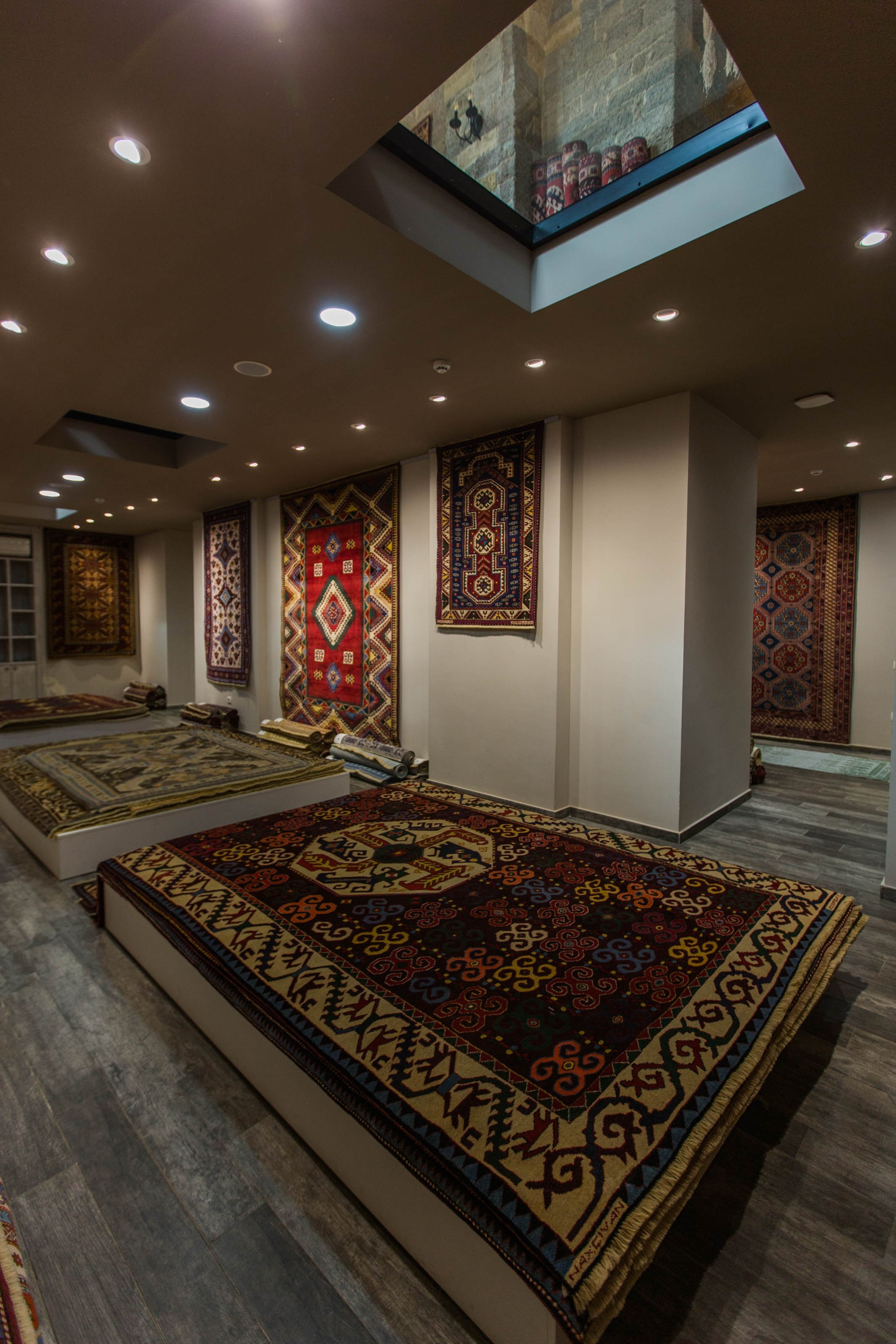 “Azerxalcha” Showroom. Коммерческий фотограф в Азербайджане Бессонова Анфиса
