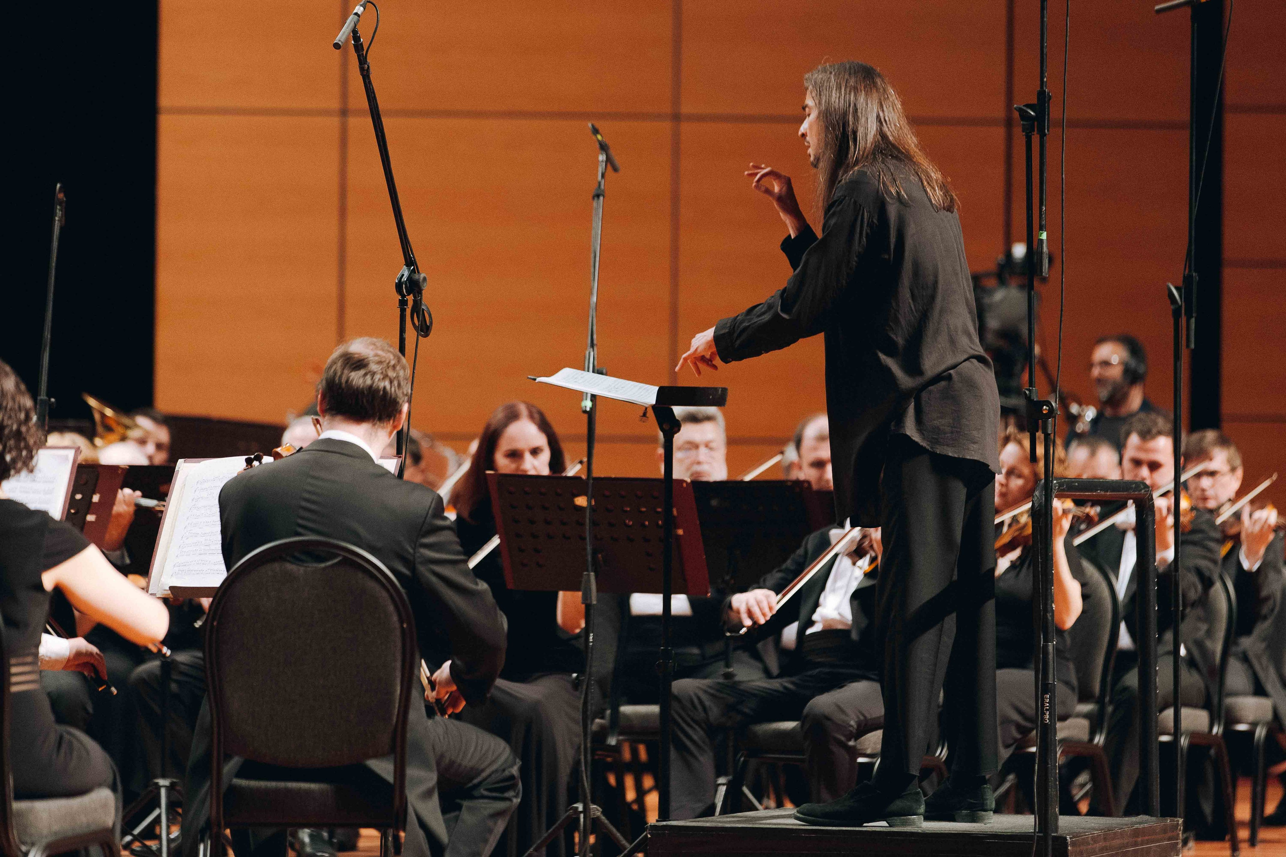 The Tchaikovsky Academic Grand Symphony Orchestra in Istanbul. Wedding&Event photographer Ismail Rzayev in Baku