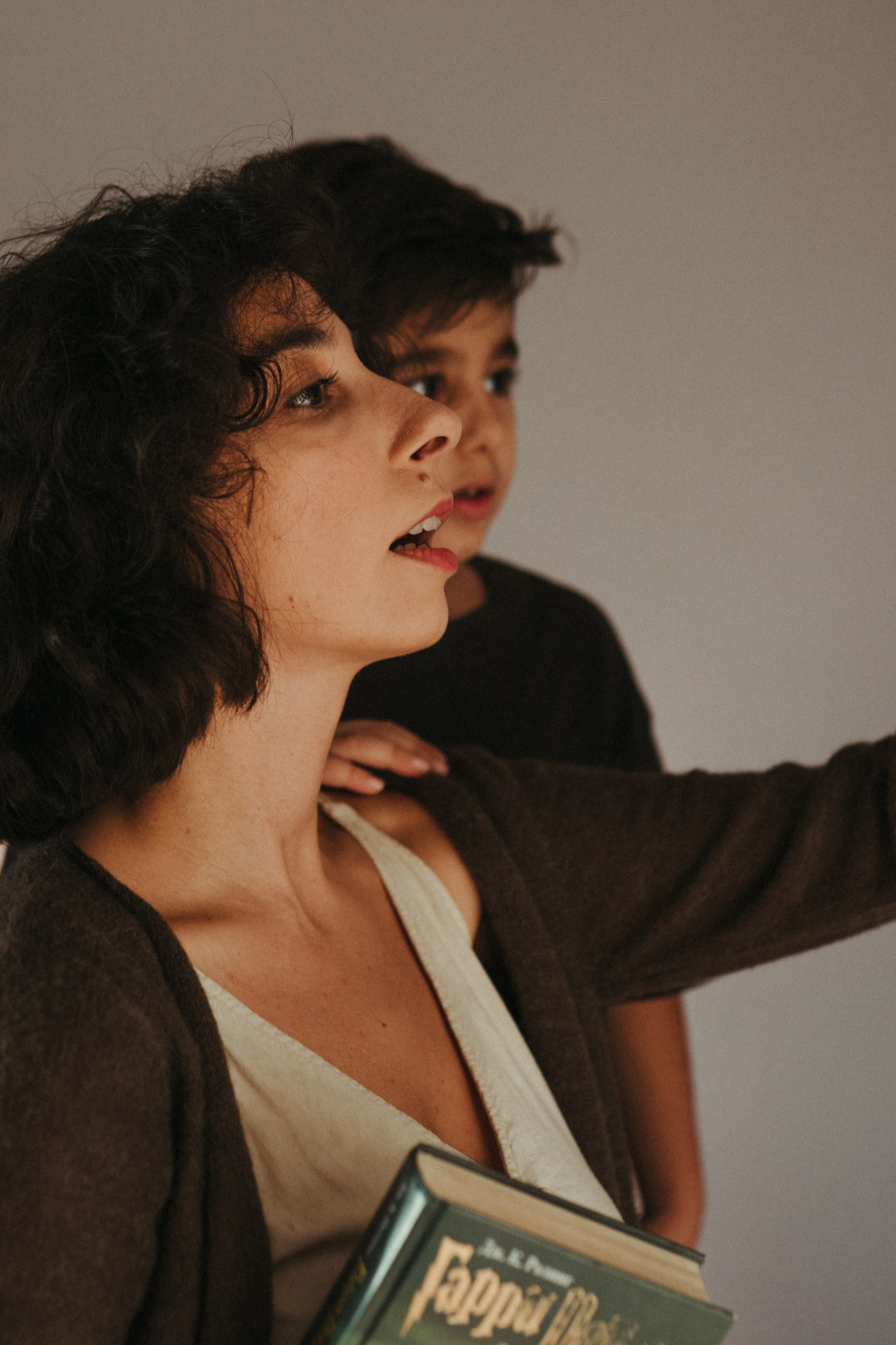 Seyrana, Raul and Rauf. Family photographer in Saudi Arabia