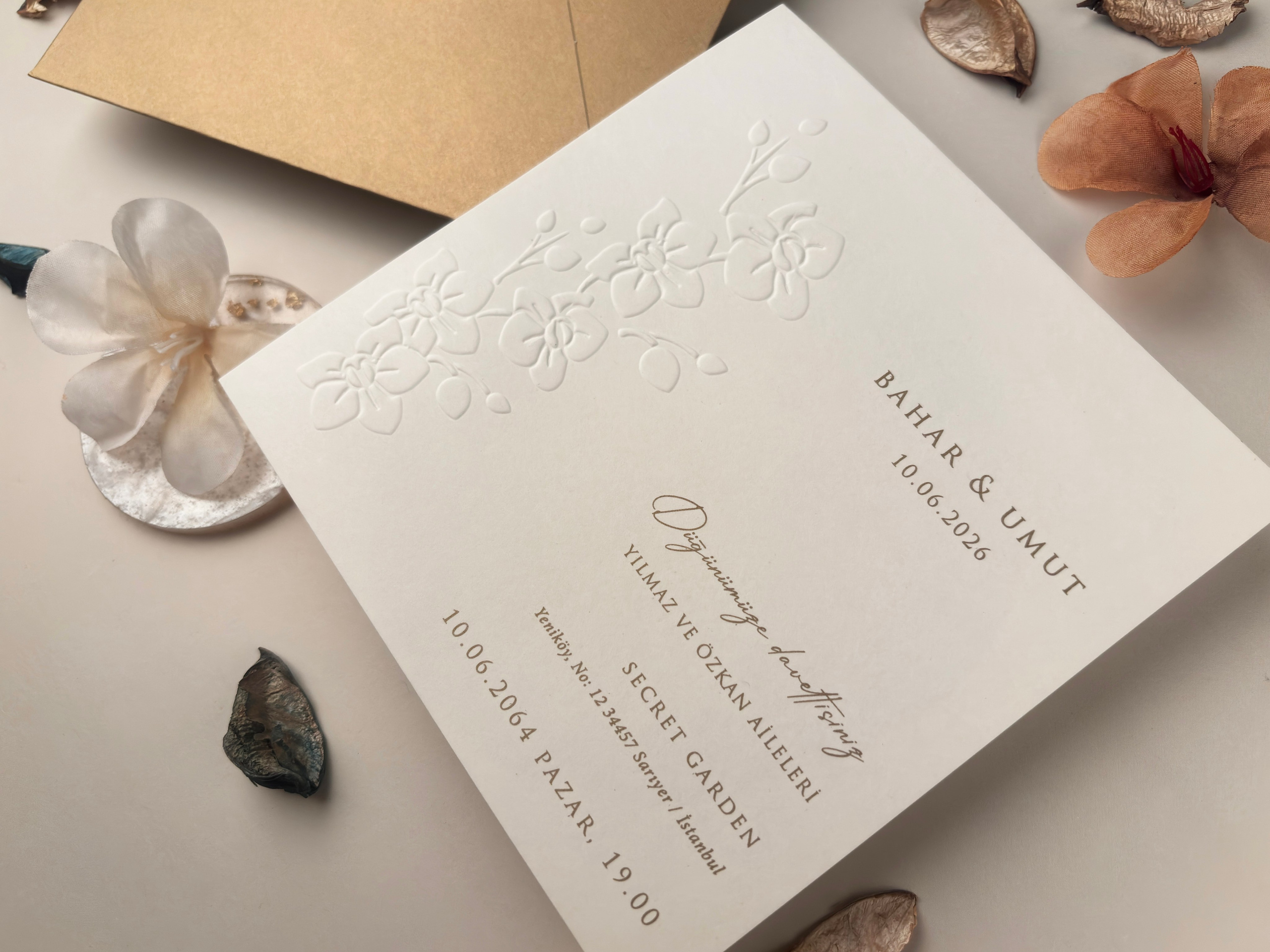 Invitații Elegante și Refined: Catalogul Ellite | Nunta, Petreceri, Evenimente Corporate.- invitații nuntă  - modele invitații nuntă  - invitații nuntă 2025  - invitații de nuntă elegante  - invitații de nuntă personalizate  - invitații nuntă online  - invitații nuntă handmade  - catalog invitații nuntă  - invitații originale nuntă  - invitații de nuntă moderne  - invitații nuntă vintage  - invitații nuntă rustice  - invitații nuntă clasice  - design invitații nuntă  - invitații de nuntă cu tematică.- invitații nuntă florale  - invitații nuntă boho  - invitații nuntă aurii  - invitații nuntă minimaliste  - invitații nuntă cu sigiliu  - invitații nuntă cu acuarelă  - invitații nuntă cu fotografie  - invitații nuntă cu inițiale  - invitații nuntă elegante alb-negru  - invitații nuntă cu hârtie texturată  - invitații nuntă cu decupaj laser  - invitații nuntă cu flori uscate. - print invitații nuntă  - invitații nuntă personalizate cu numele mirilor  - invitații nuntă cu plic inclus  - invitații nuntă cu cartolină dublă  - invitații nuntă calitate premium  - invitații nuntă ieftine  - invitații nuntă rapide.- invitații nuntă România  - invitații nuntă București / Botoșani . Iași suceava- invitații nuntă cu livrare în țară  - invitații nuntă online România.- „Invitație de nuntă elegantă cu design floral și plic crem”  - „Model de invitație de nuntă vintage cu sigiliu de ceară”  - „Set complet invitații de nuntă personalizate cu inițialele mirilor”  - „Invitație de nuntă modernă cu design minimalist și text negru pe fundal alb”  - „Invitație de nuntă rustică pe hârtie kraft cu șnur de iută”  - „Invitație de nuntă cu decupaj laser și detalii aurii” - „Invitație de nuntă în stil boho cu imprimeu floral colorat”  - „Invitație romantică de nuntă cu flori uscate și panglică din satin”  - „Invitație de nuntă clasică cu monogramă și font caligrafic”  - „Invitație de nuntă în stil glamour cu folie aurie și text embosat”- „Model de invitație de nuntă 2025 cu design elegant și font modern”  - „Cele mai noi invitații de nuntă 2025 – stil floral, sofisticat”