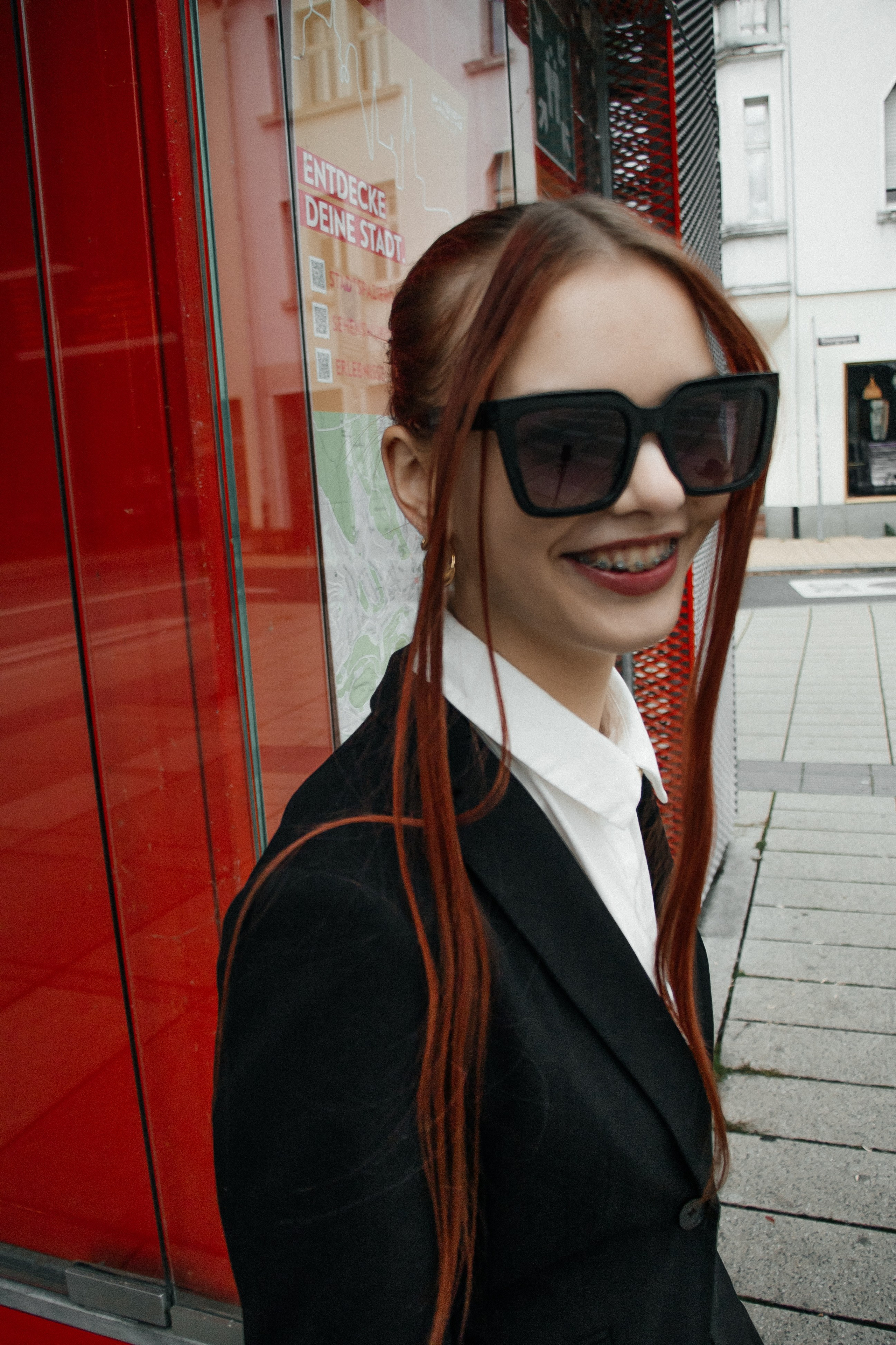 Red girl. PHOTOgrapher Germany MARBURG